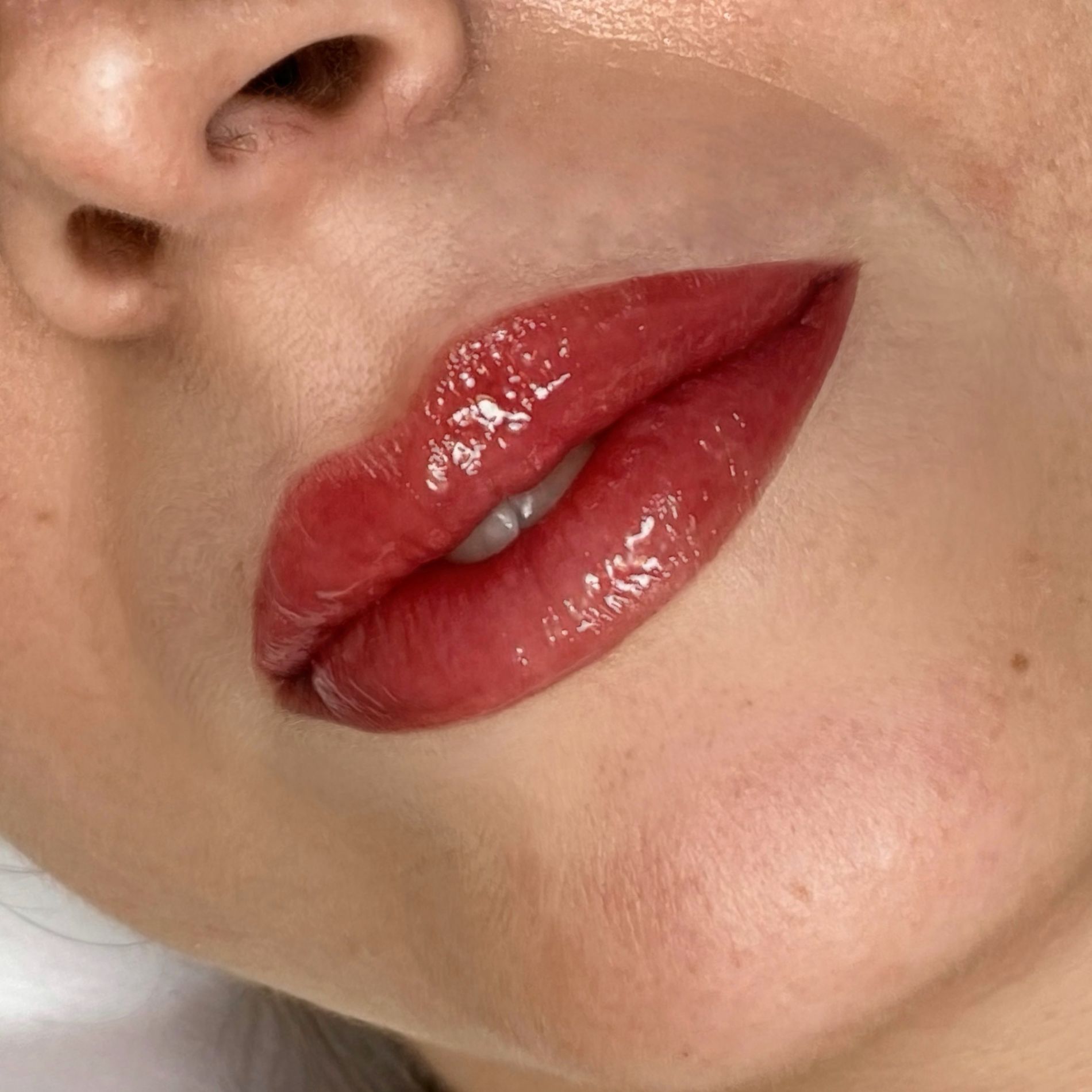 Permanentní make-up rtů