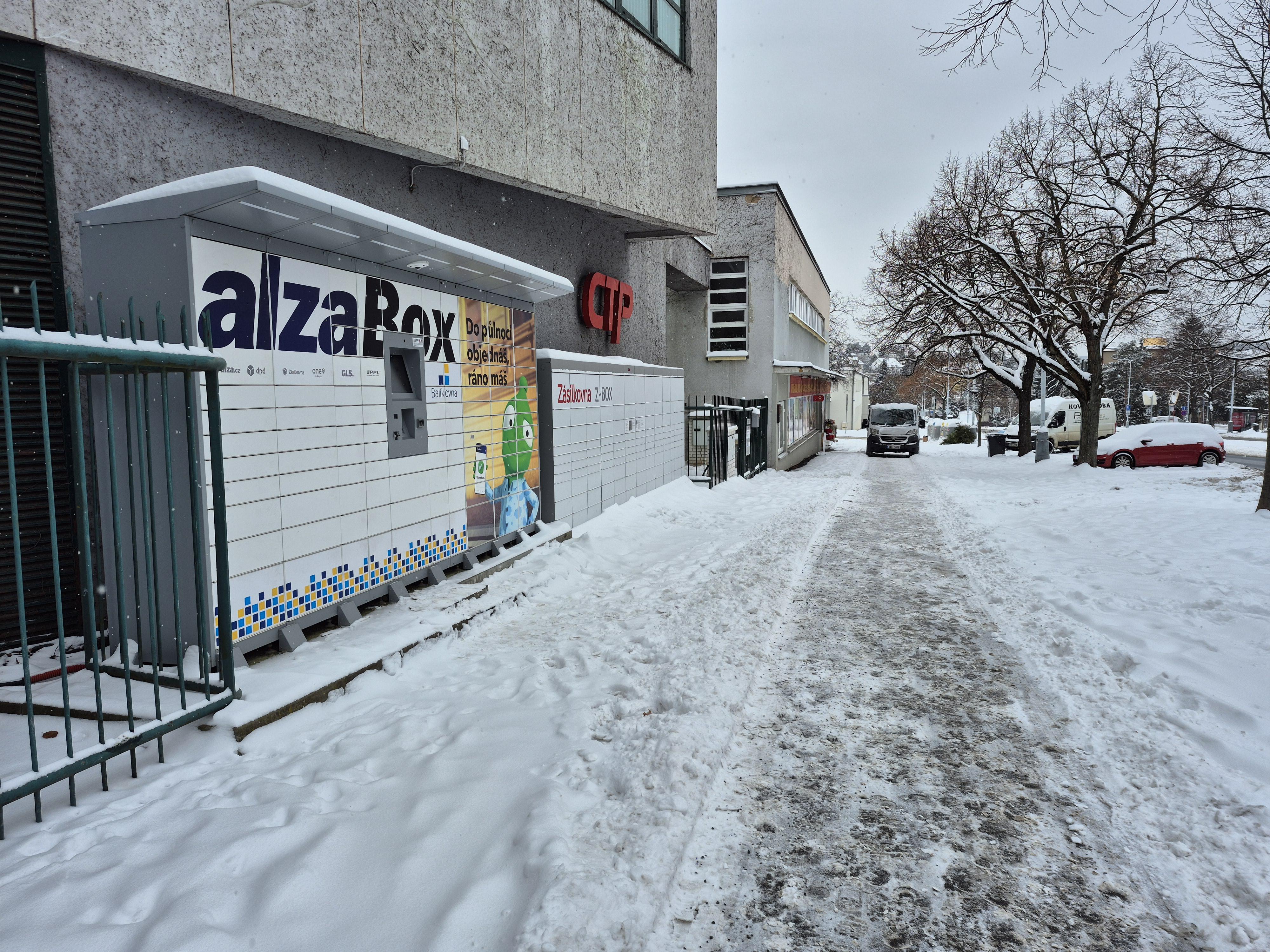 AlzaBox foto 3