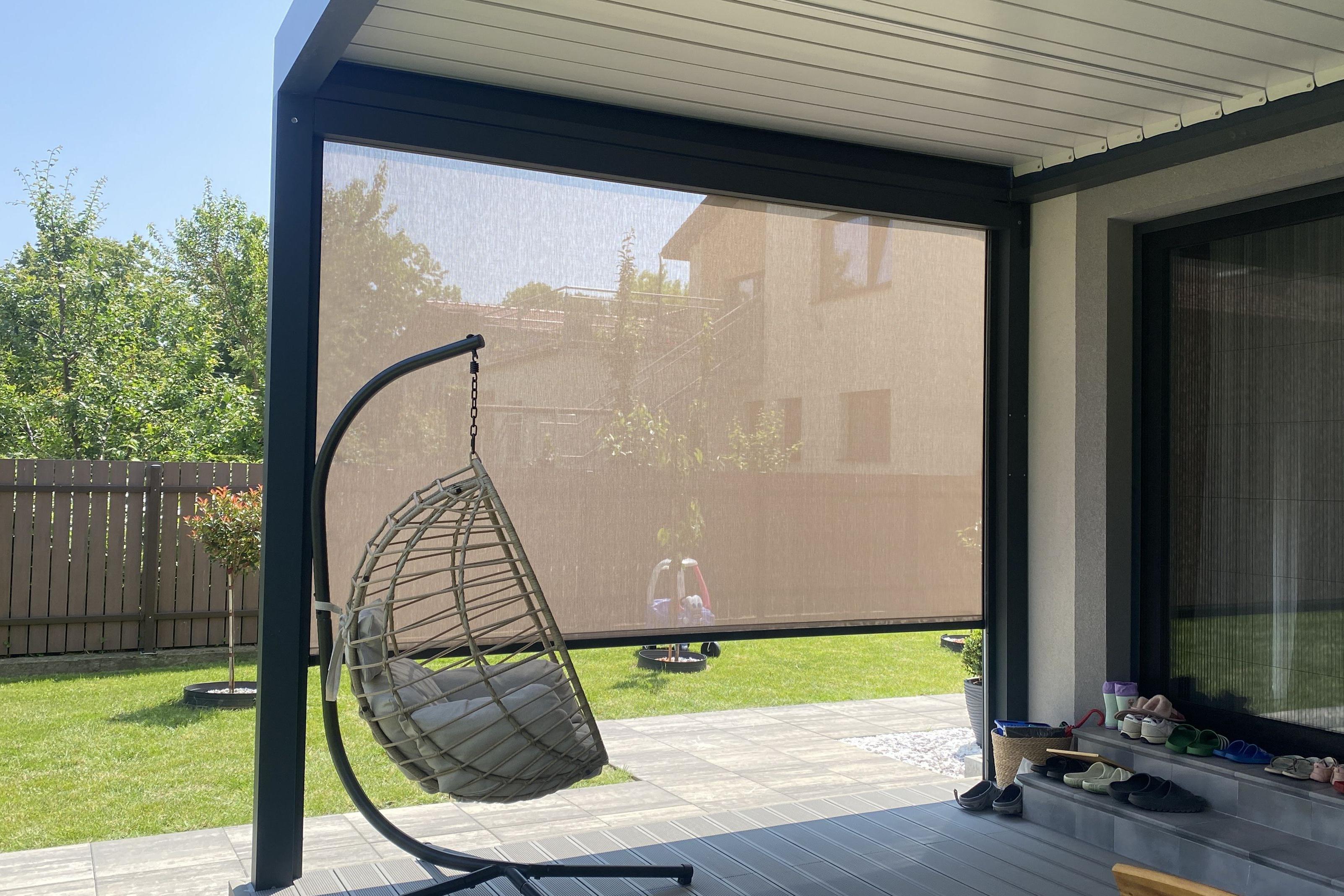 Screenové rolety na okna, pergoly a zimní zahrady
