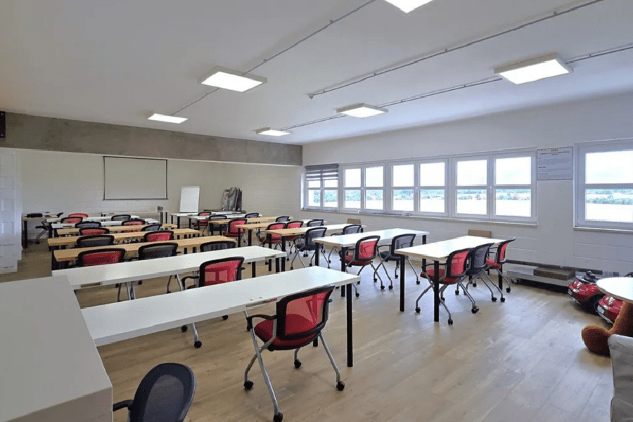 Pronájem školící místnosti pro 40 osob v Benešově