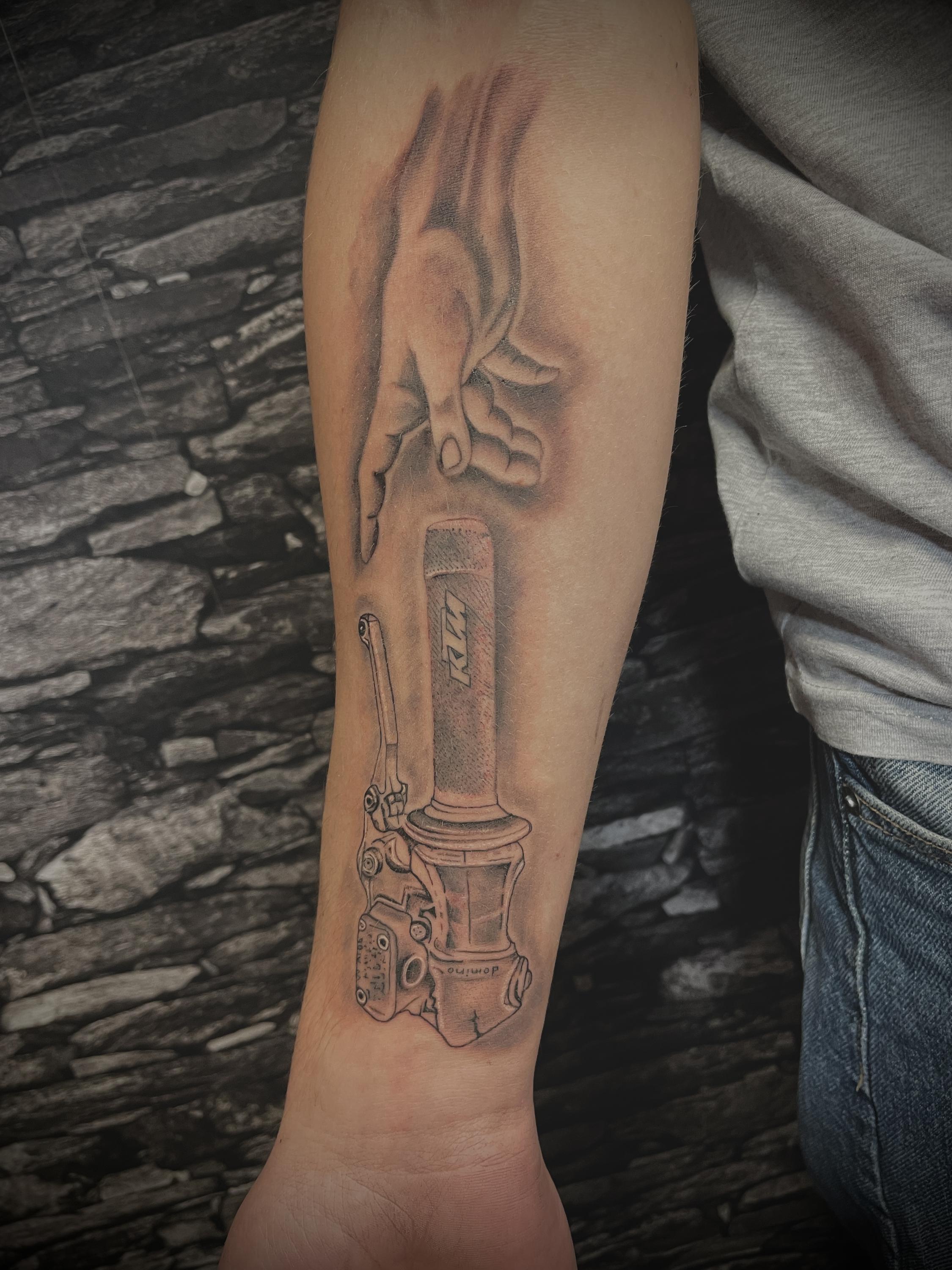 Trinity Tattoo foto 2