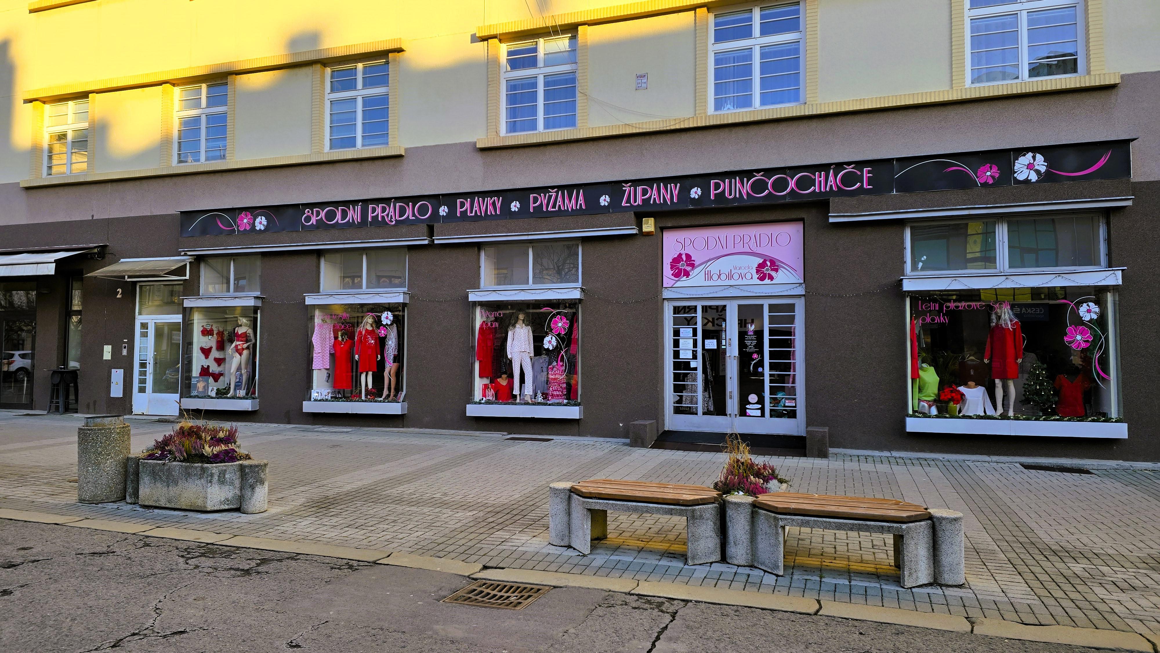 Spodní prádlo Hlobilová foto 2