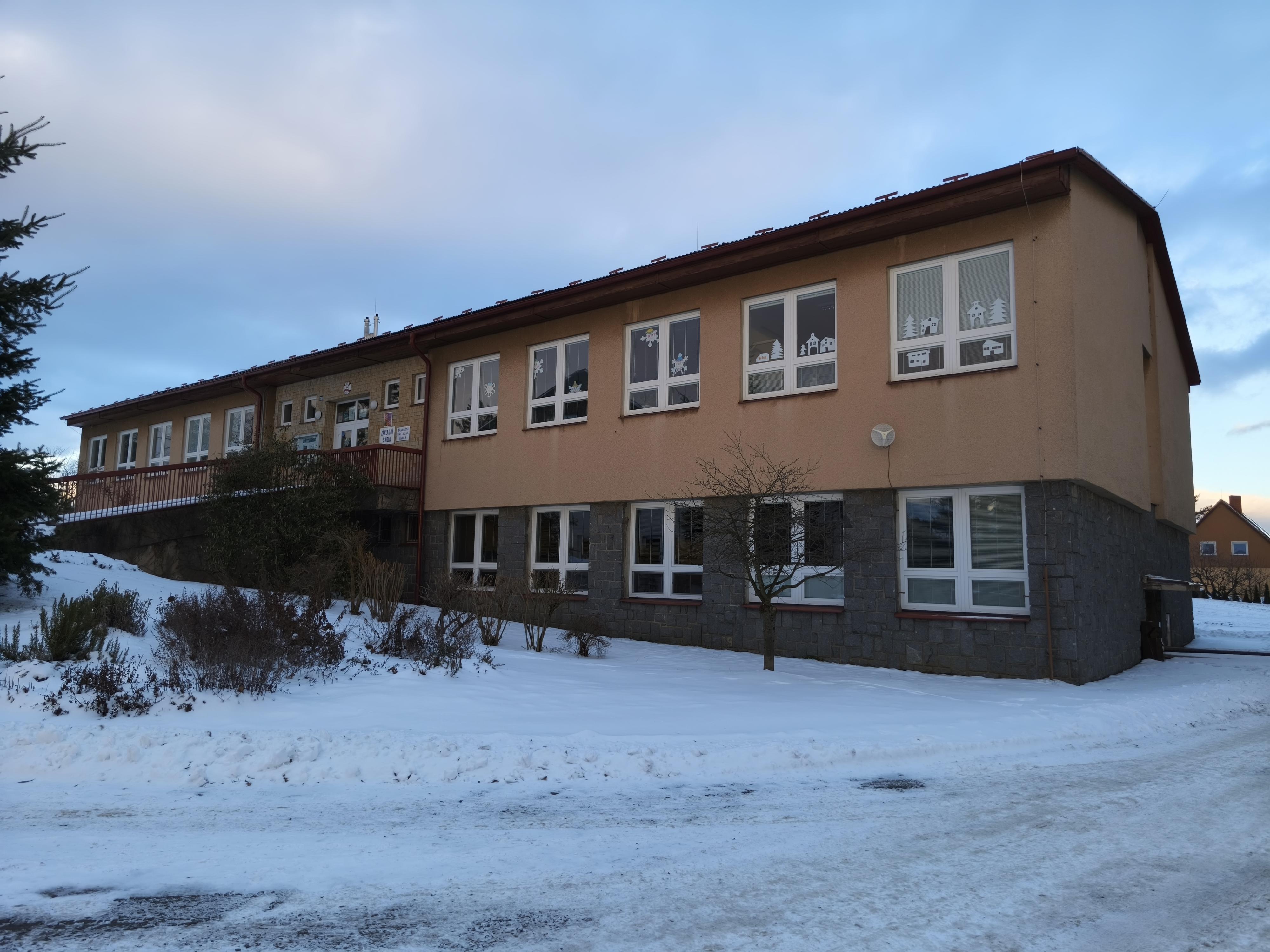 Základní Škola, Seč