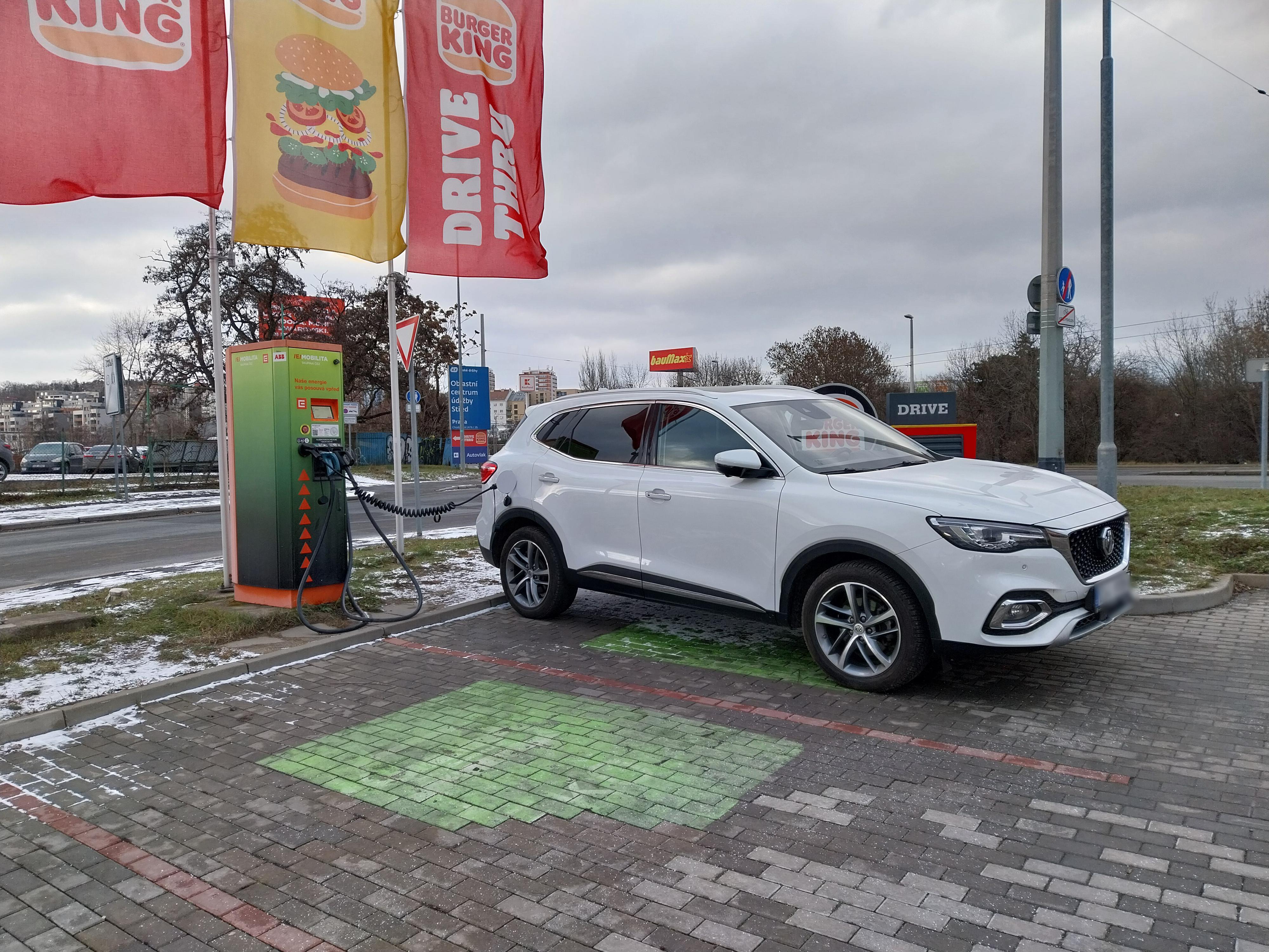 Nabíjecí stanice ČEZ