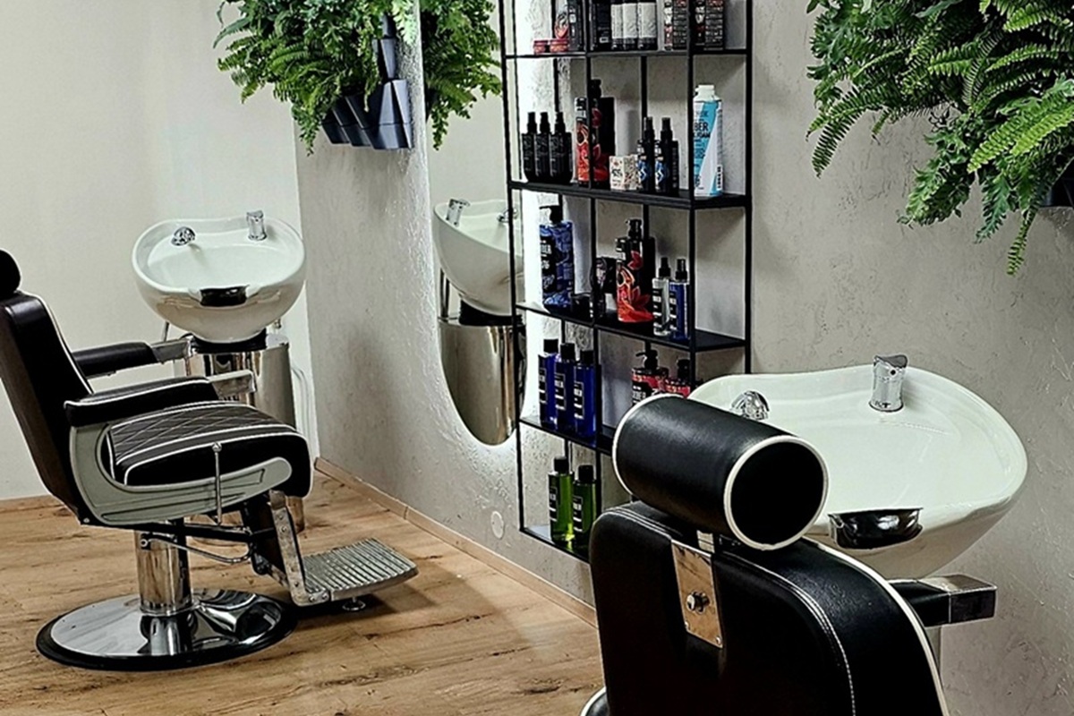 Poky Barbers' Studio