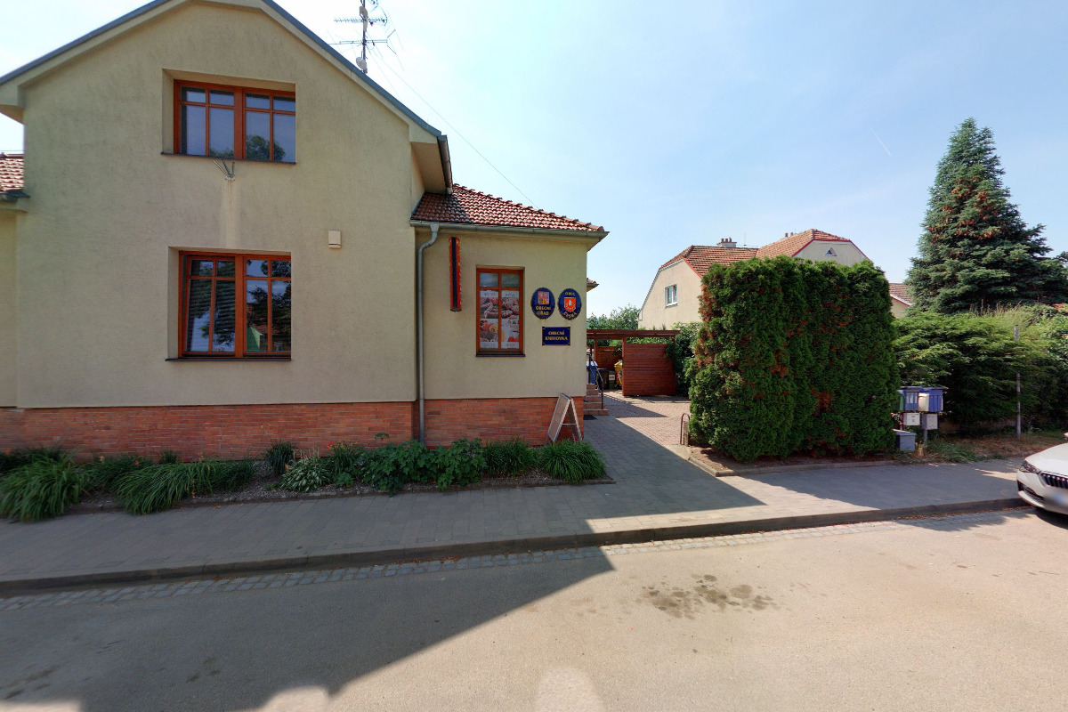 Česká - obecní úřad foto 4