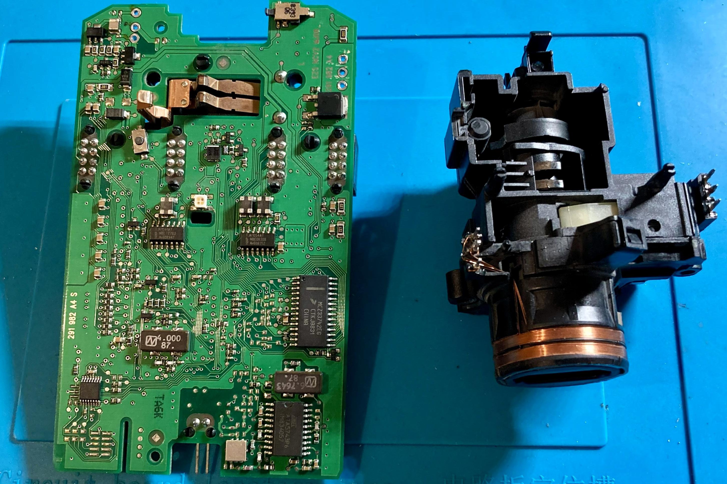 Nově servis a opravy EZS/EIS pro Mercedes Benz