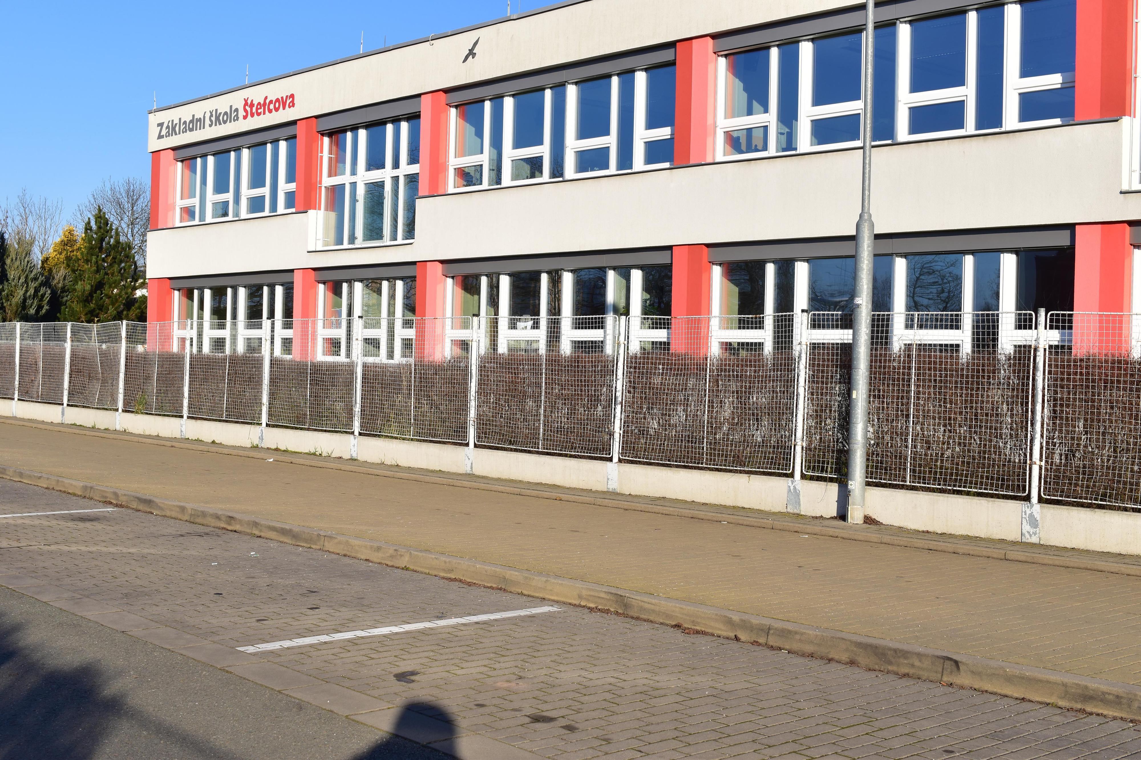 ZŠ Hradec Králové, Štefcova foto 3