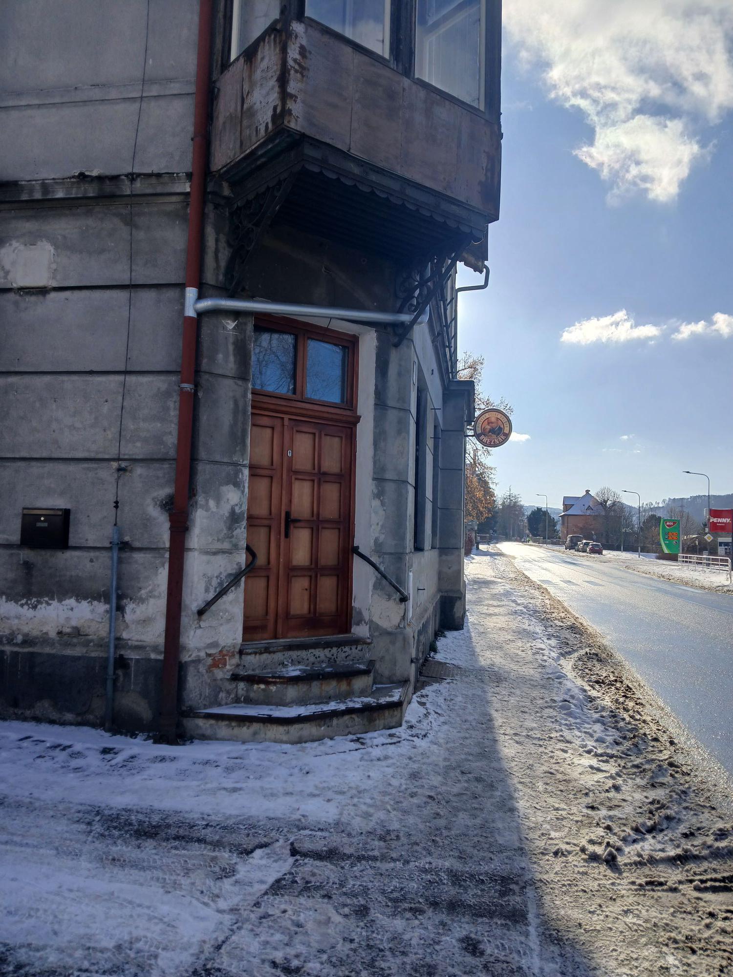 Hospoda u zastrávky foto 2