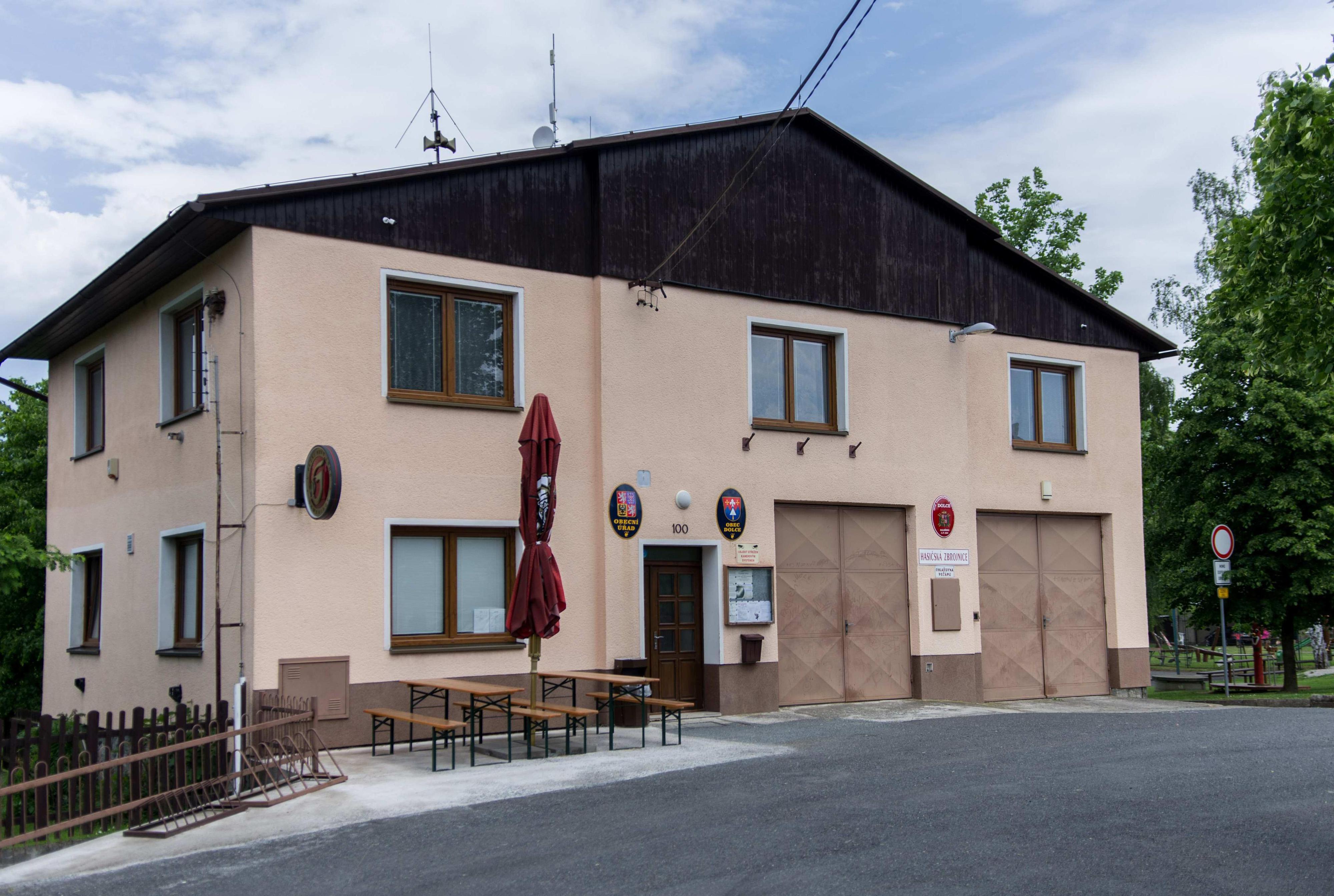 Dolce - obecní úřad