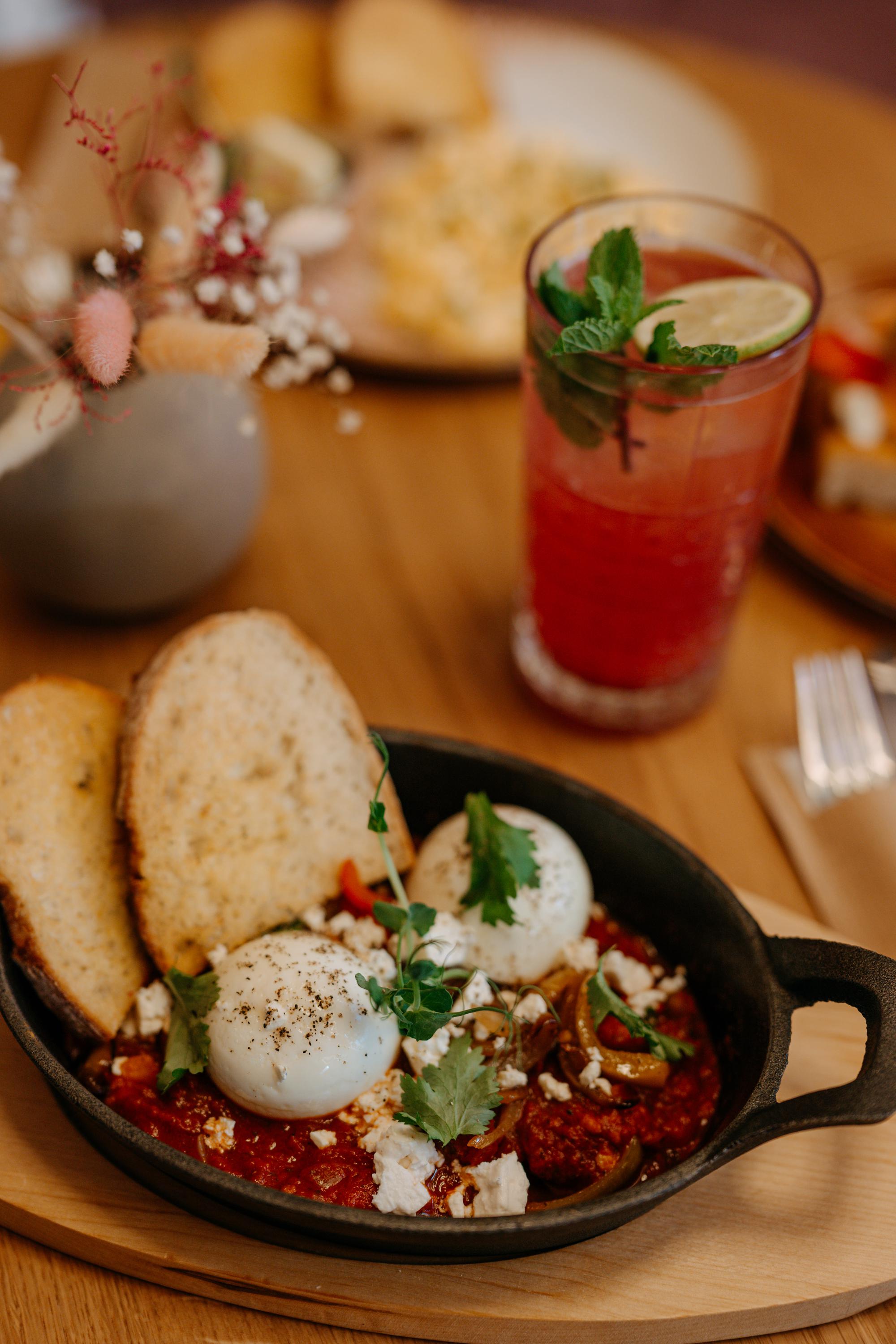 Café Revoluční foto 3