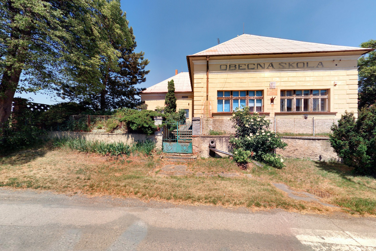 Číčovice - obecní úřad foto 5