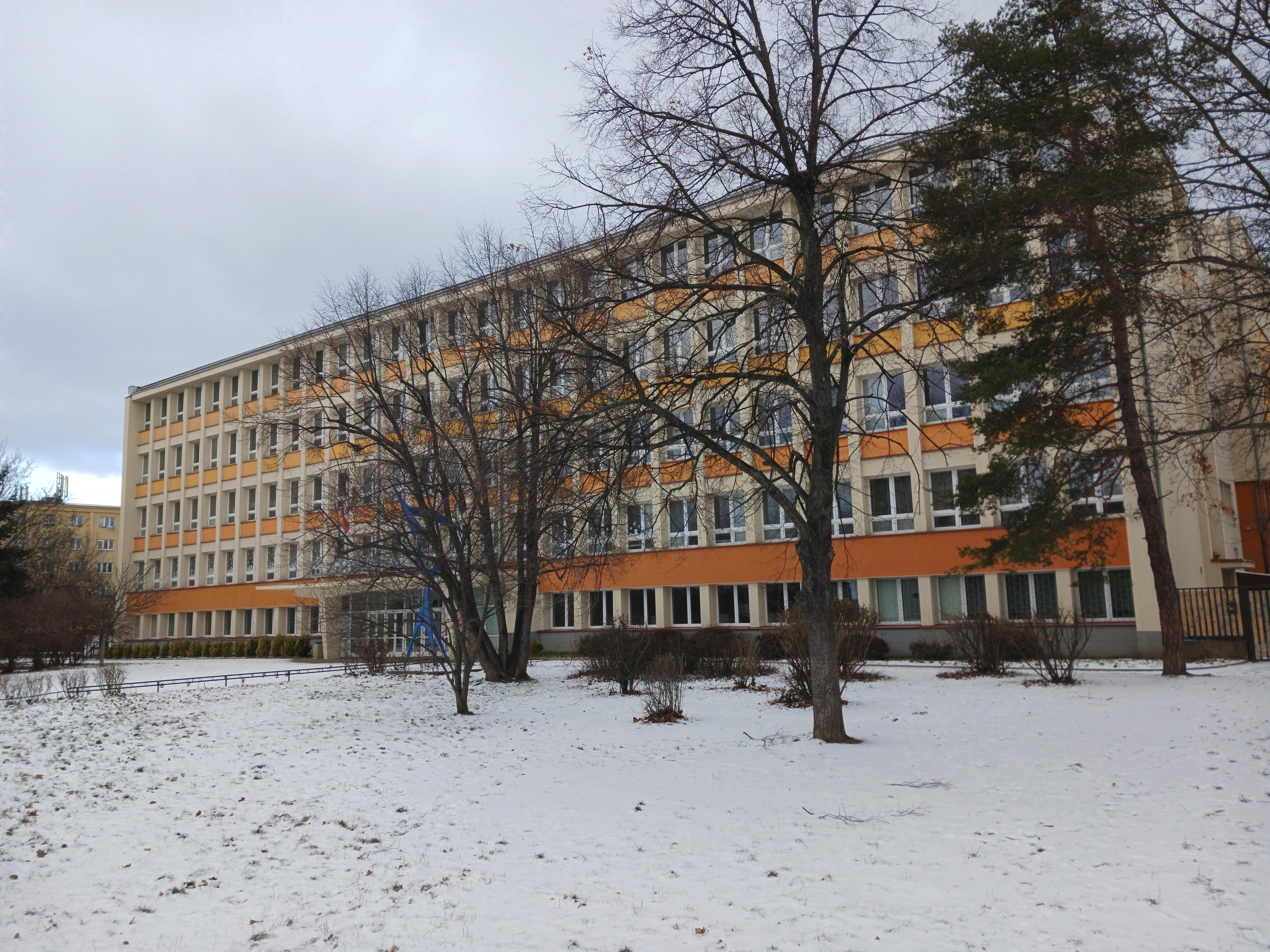 ZŠ Praha 10, V Rybníčkách foto 3