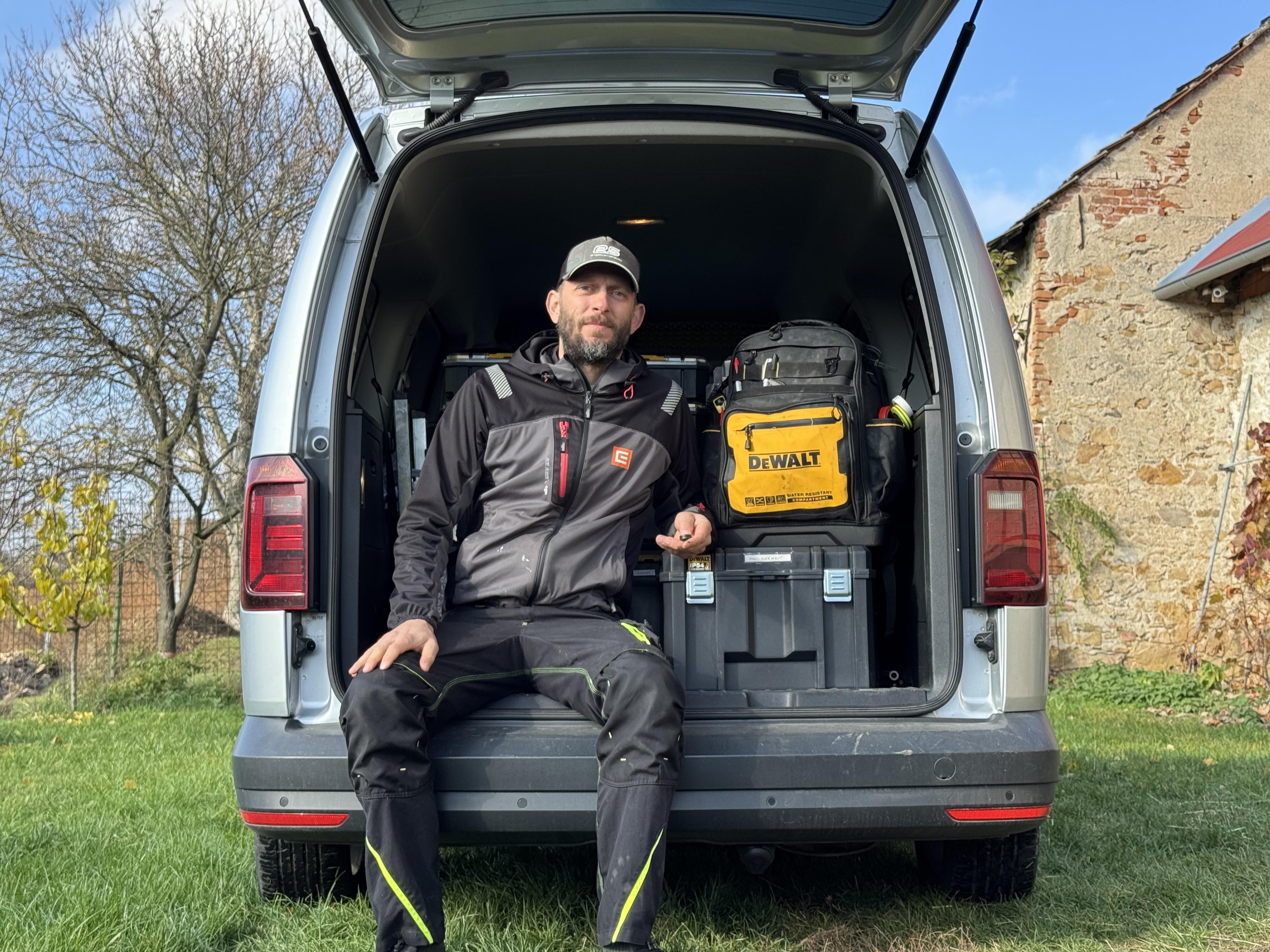 Kamil Hošek - elektro-revize, elektromontážní práce foto 2