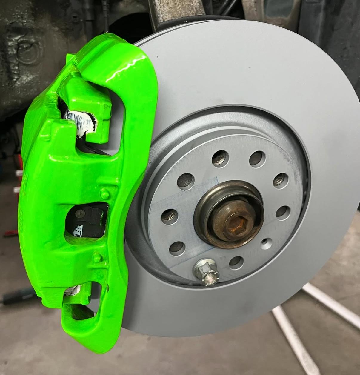 MoulrsGarage - Detailing | Autoservis a Pneuservis foto 3