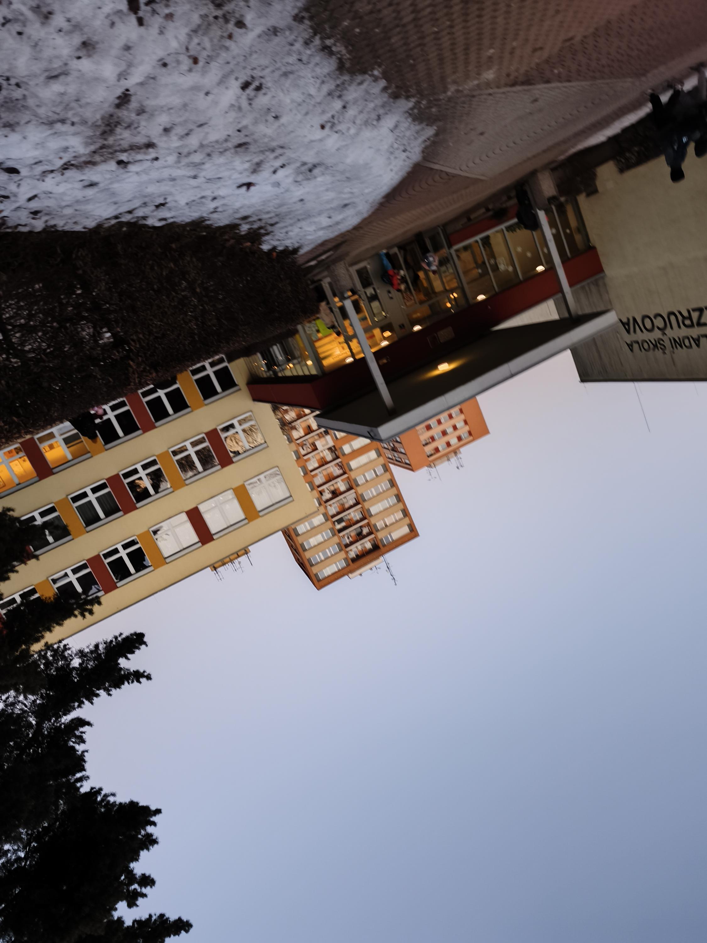 ZŠ Hradec Králové, Bezručova foto 5