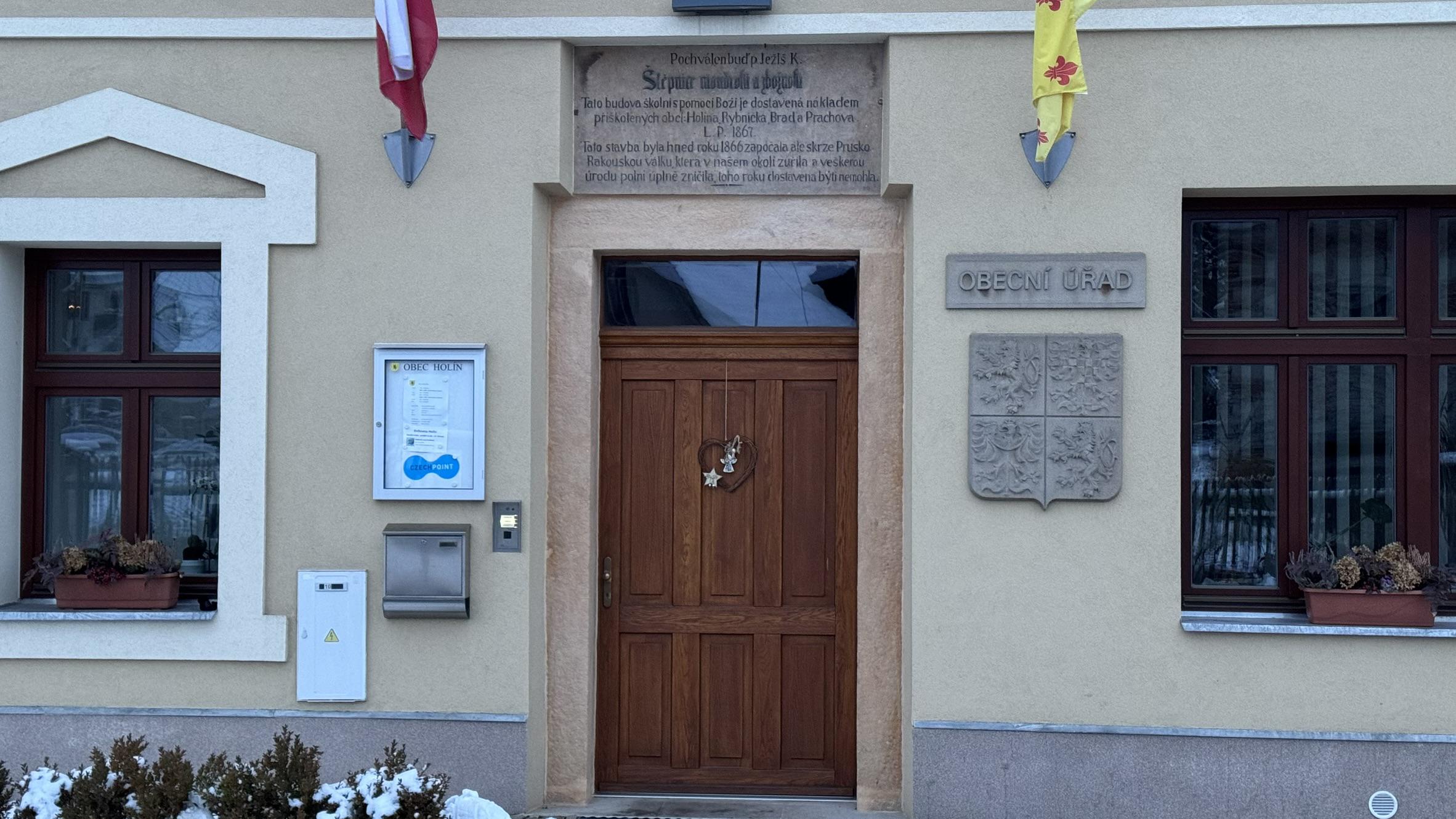 Holín - obecní úřad foto 5