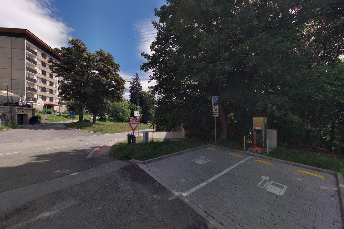 Nabíjecí stanice ČEZ foto 6