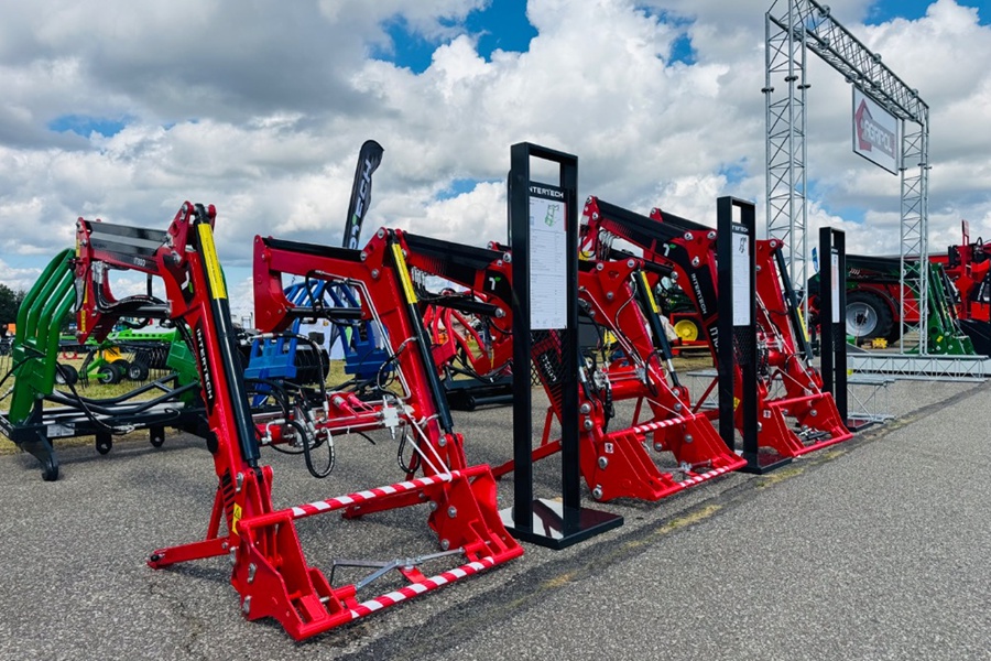 Čelní nakladače InterTech od výhradního dovozce