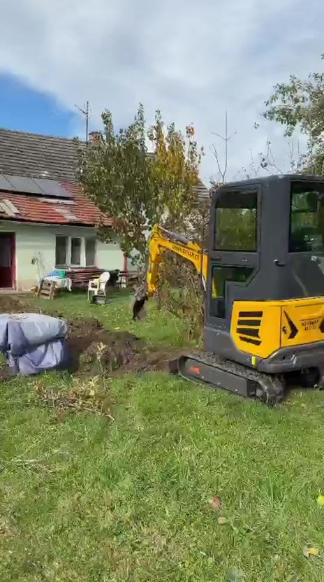 MINIBAGRYADRI.CZ foto 2 (náhled videa)