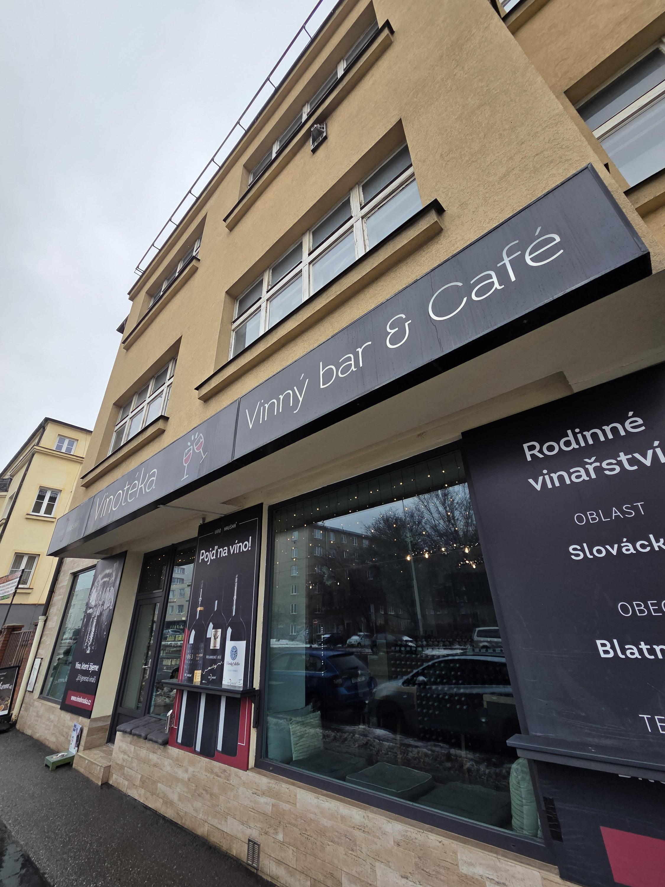 Vinotéka VÍNO HRUŠKA foto 4