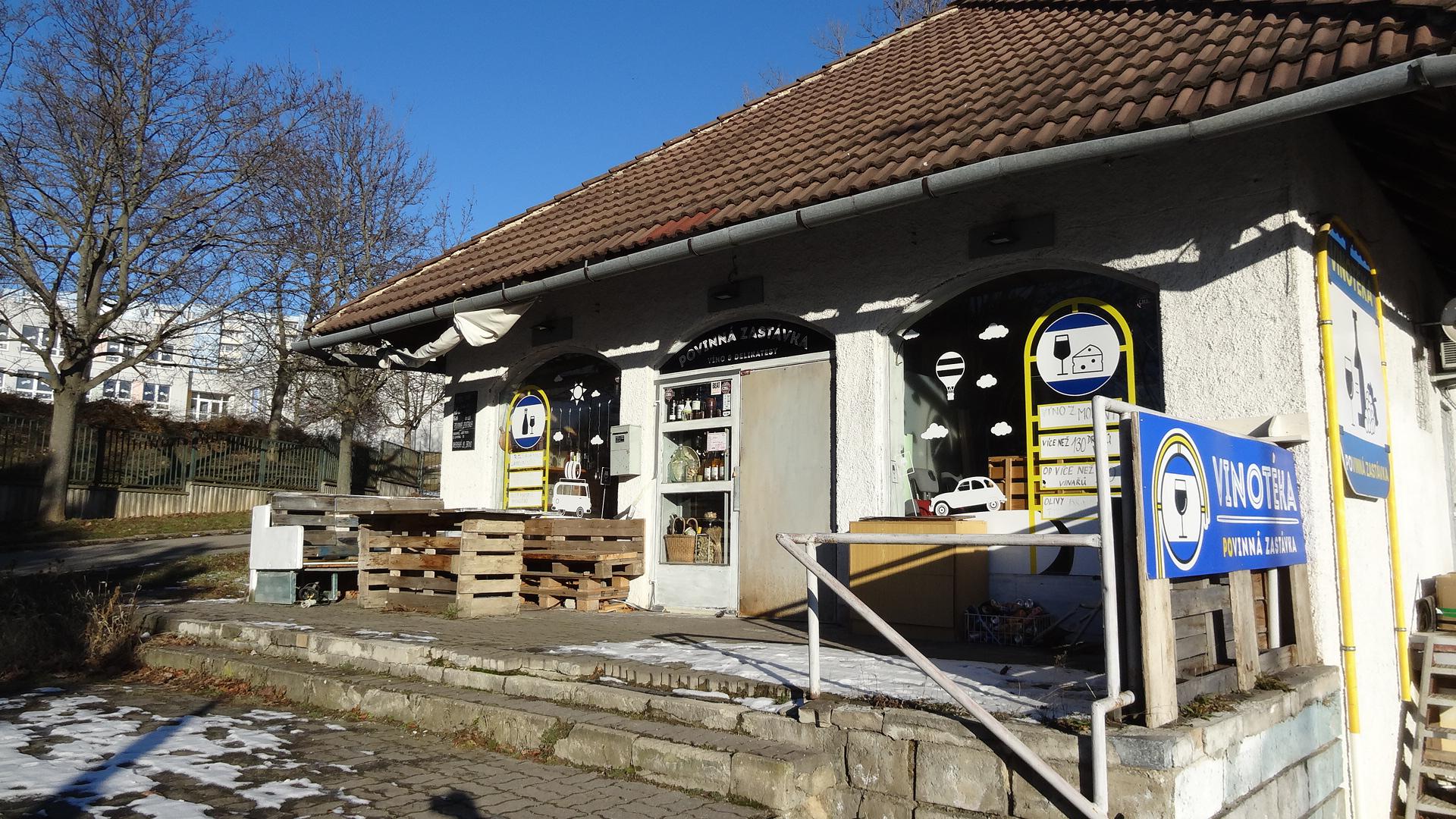 Povinná Zastávka foto 6