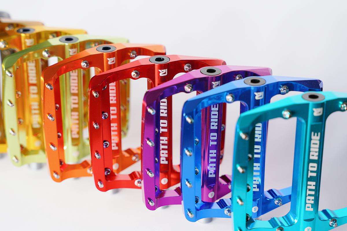 Pedály P2R FLATMAN - mix barev