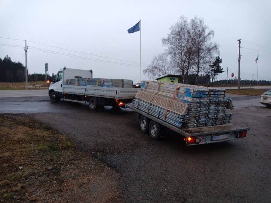 Autodoprava do 3,5t Iveco a GAZ – GAZELLE sklápěč 4x4 foto 6
