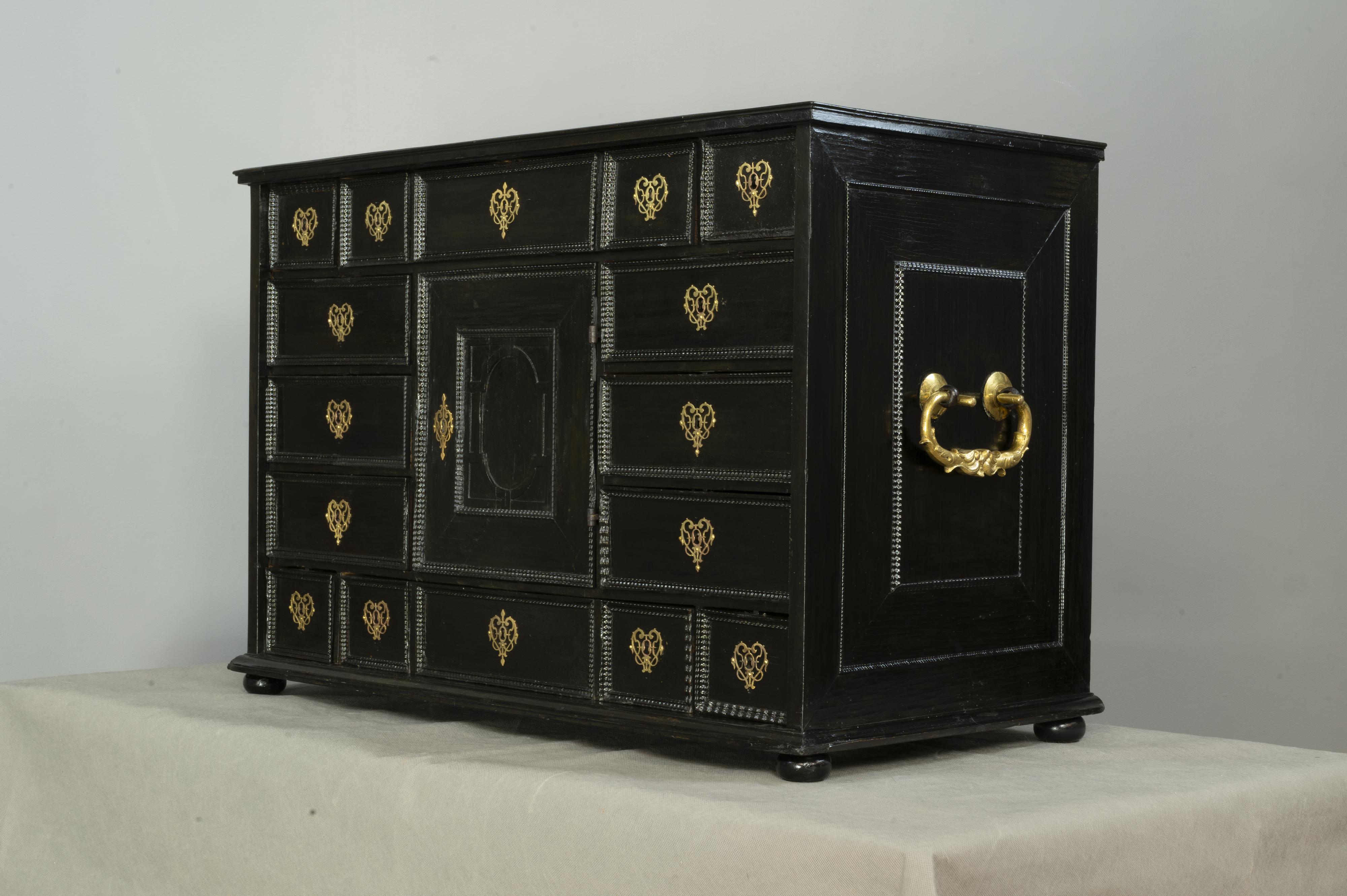 Dominik Matus – Restaurování nábytku a dřevěných předmětů