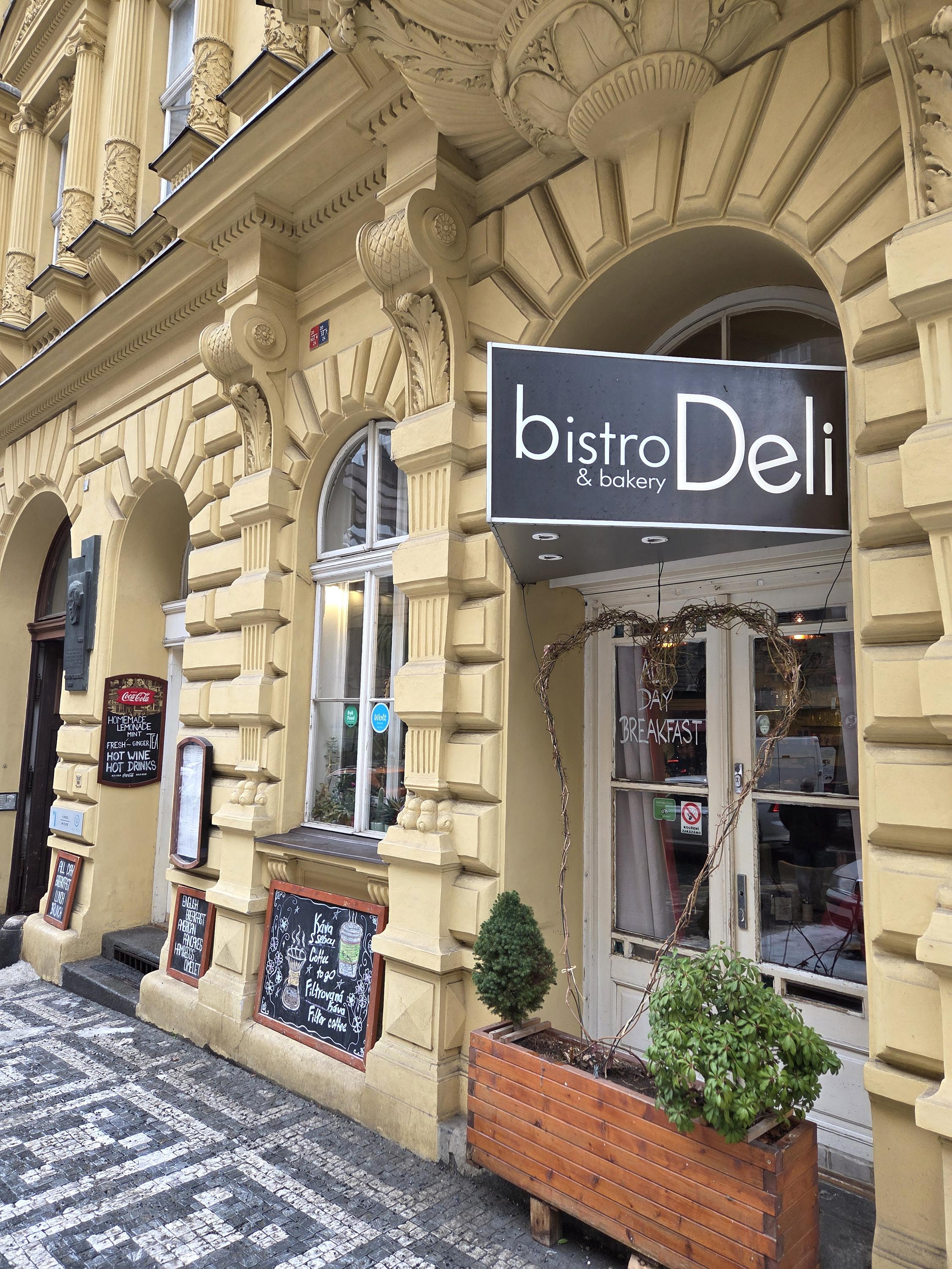 Bistro Deli & Bakery foto 2