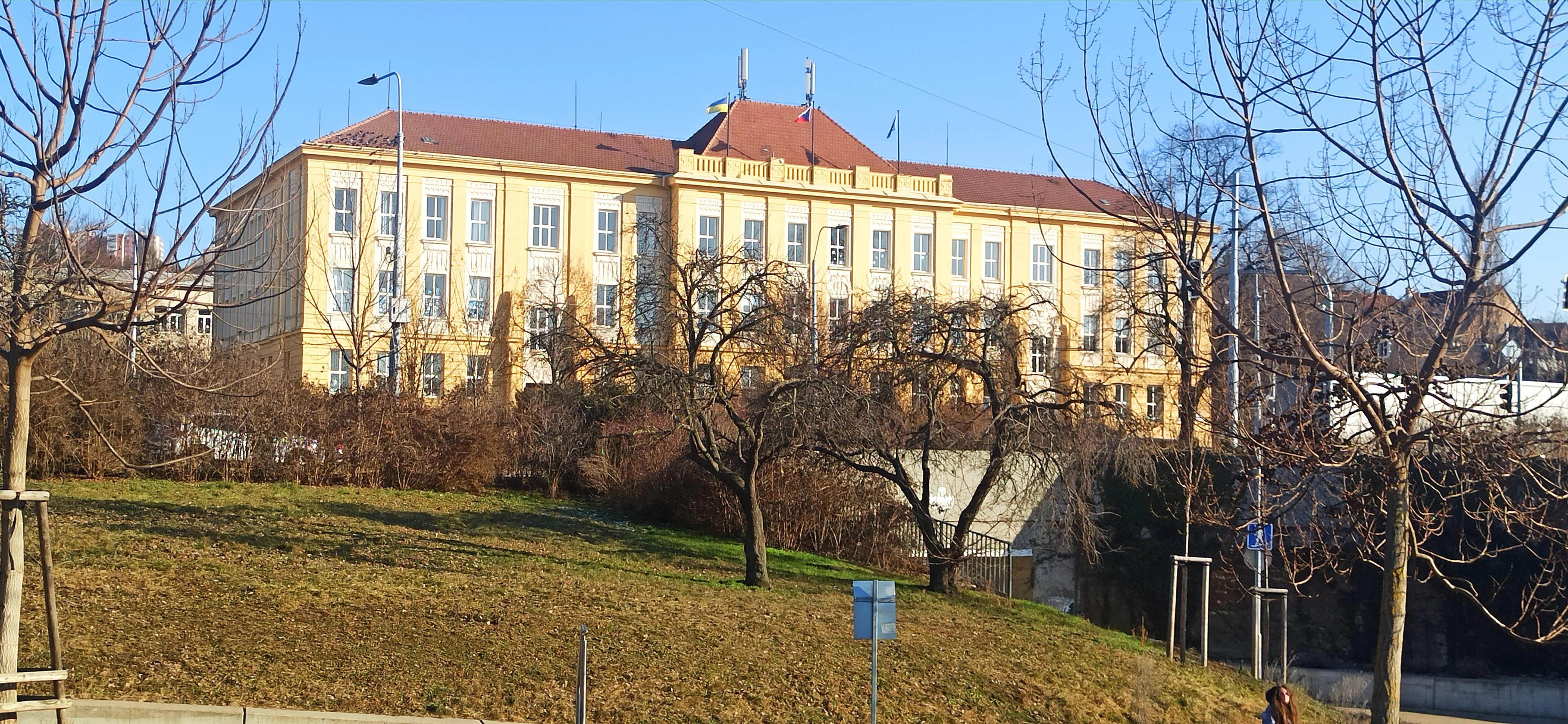 Základní škola, Brno, Gajdošova 3 foto 6