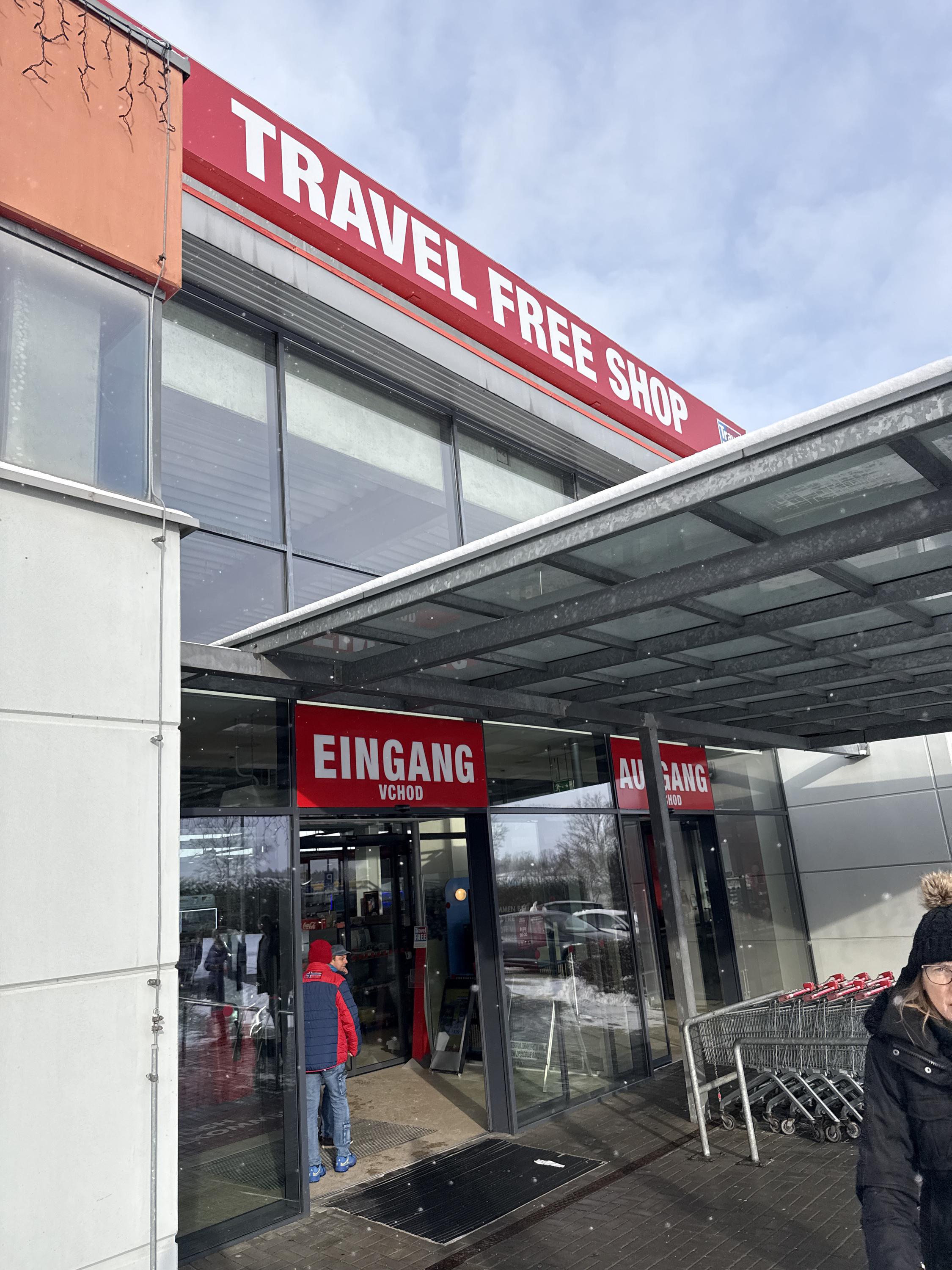 TRAVEL FREE SHOP foto 6