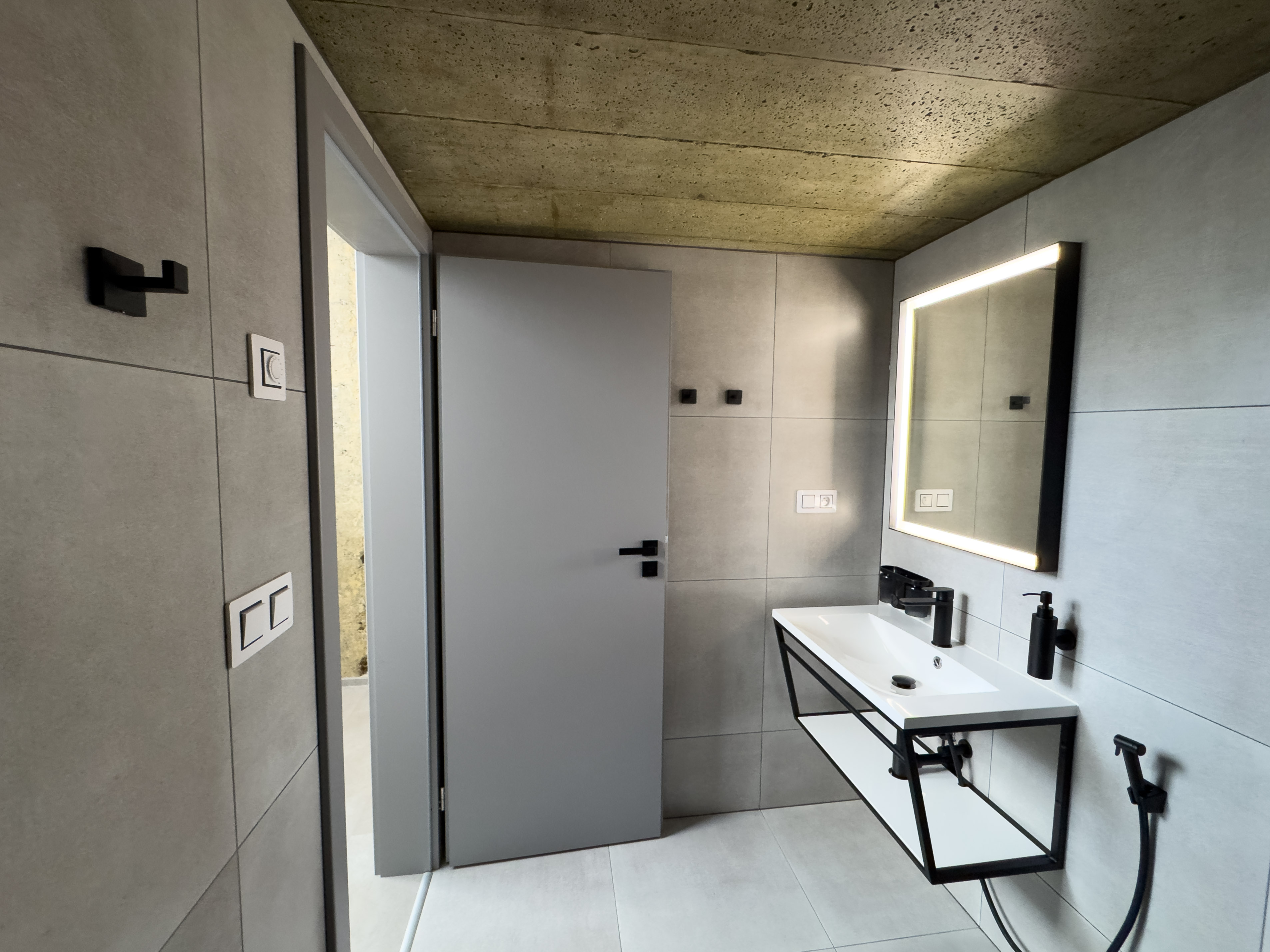 ROCH800 - industriální aparthotel Klatovy foto 3