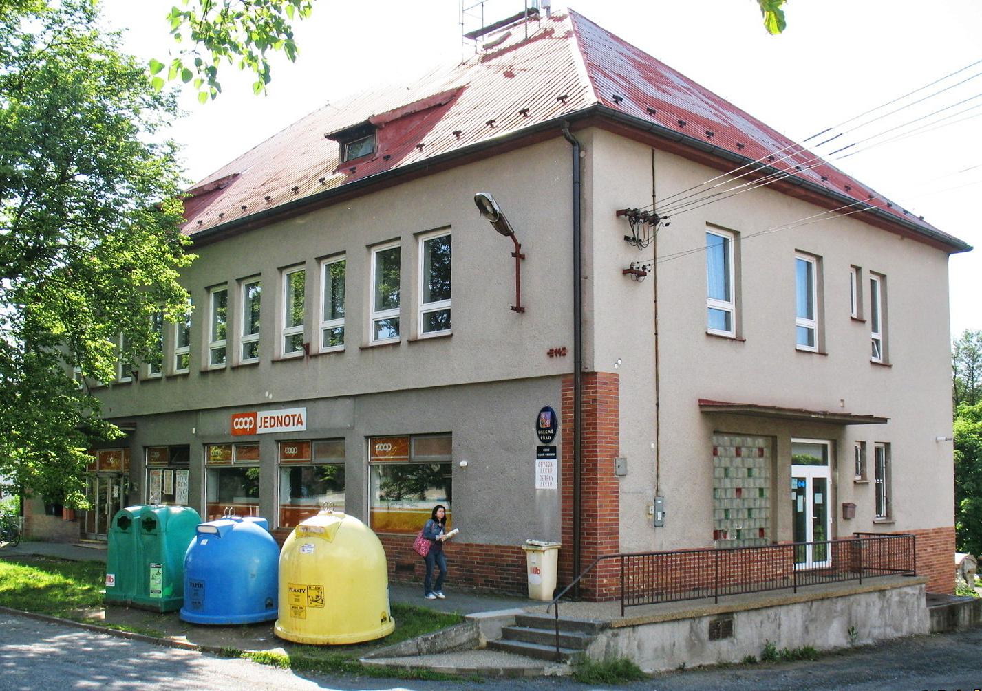 Mladotice - obecní úřad foto 2