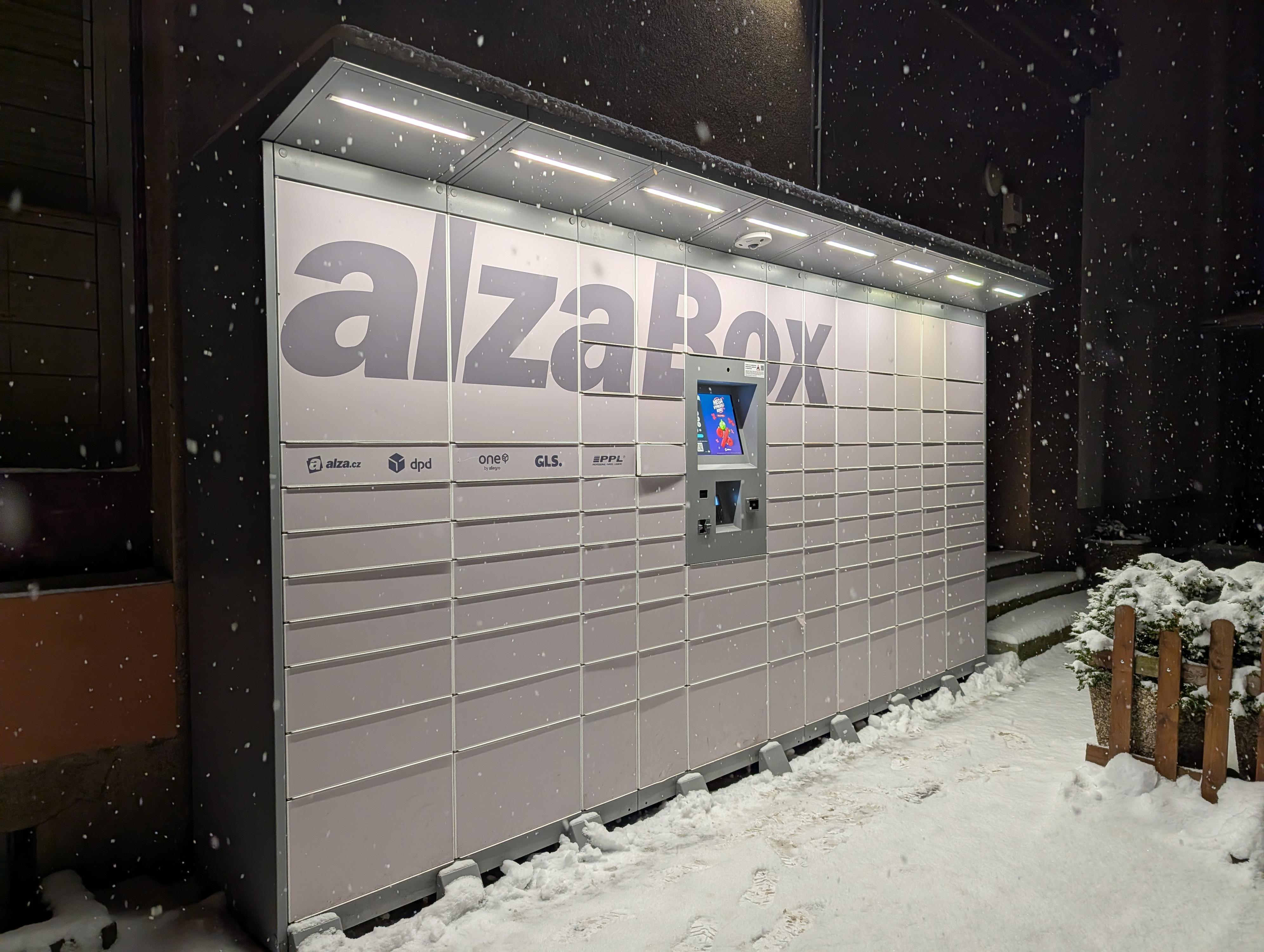 AlzaBox foto 3