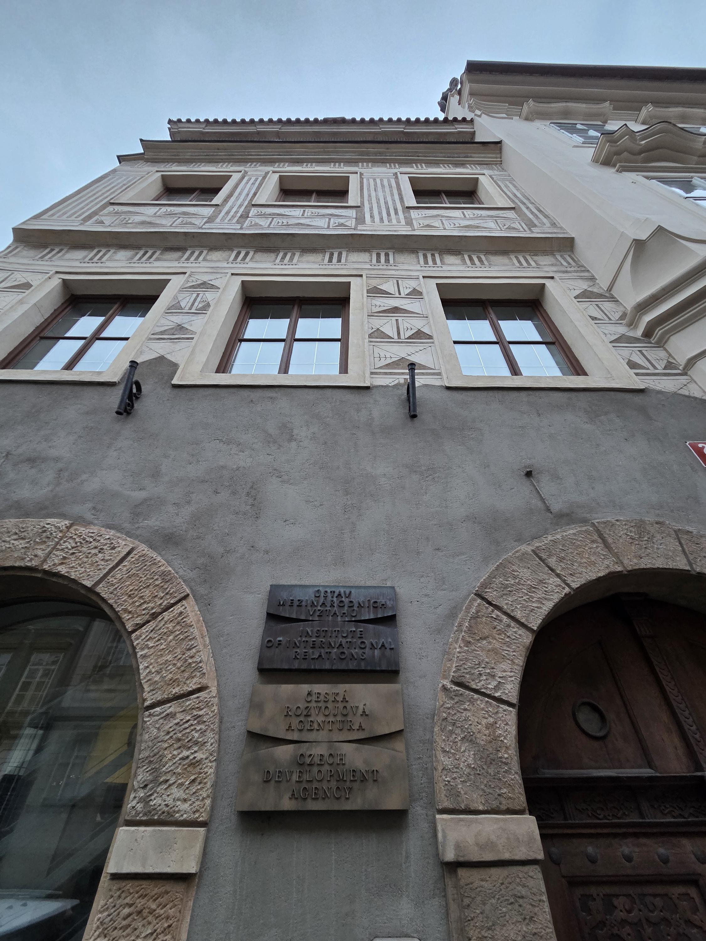 Ústav mezinárodních vztahů, v.v.i. foto 2