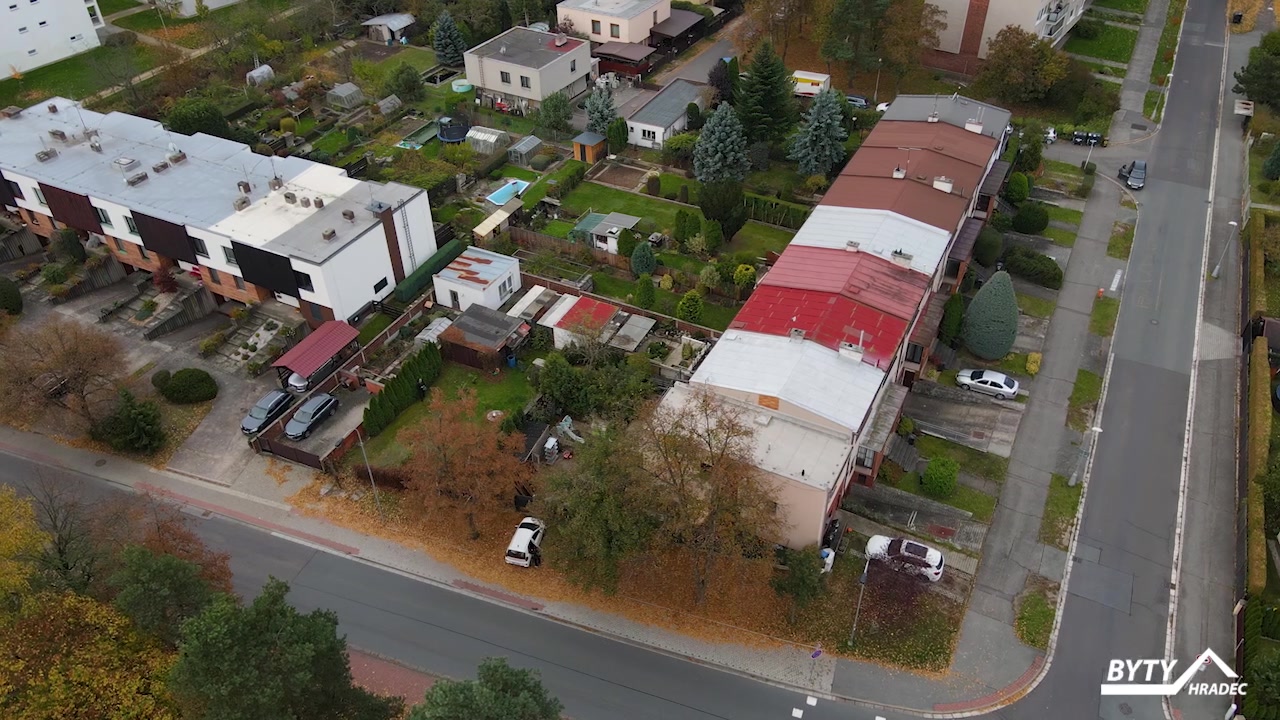 BYTY HRADEC Pavel Staněk foto 2 (náhled videa)