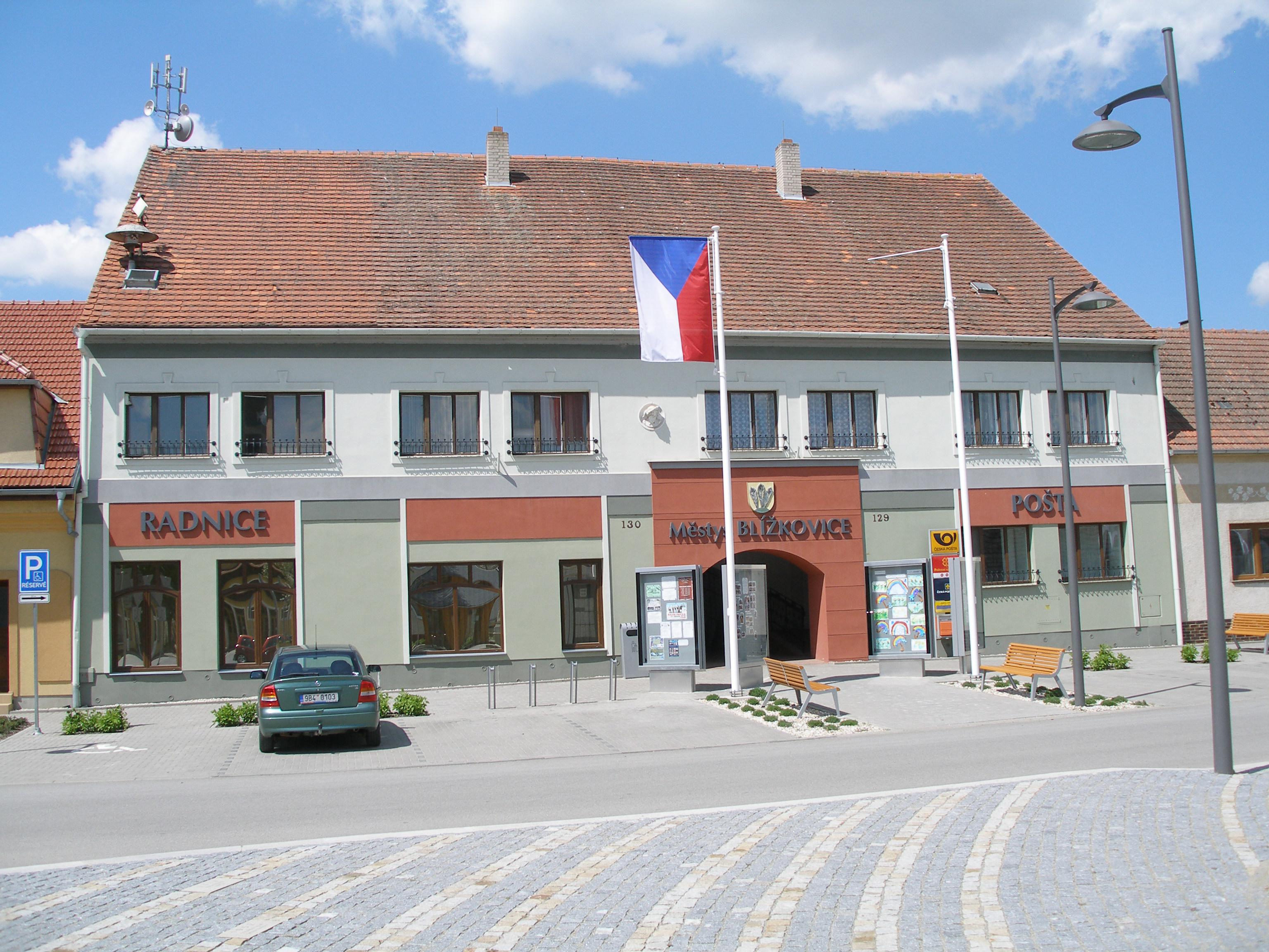 Blížkovice - úřad městysu foto 4