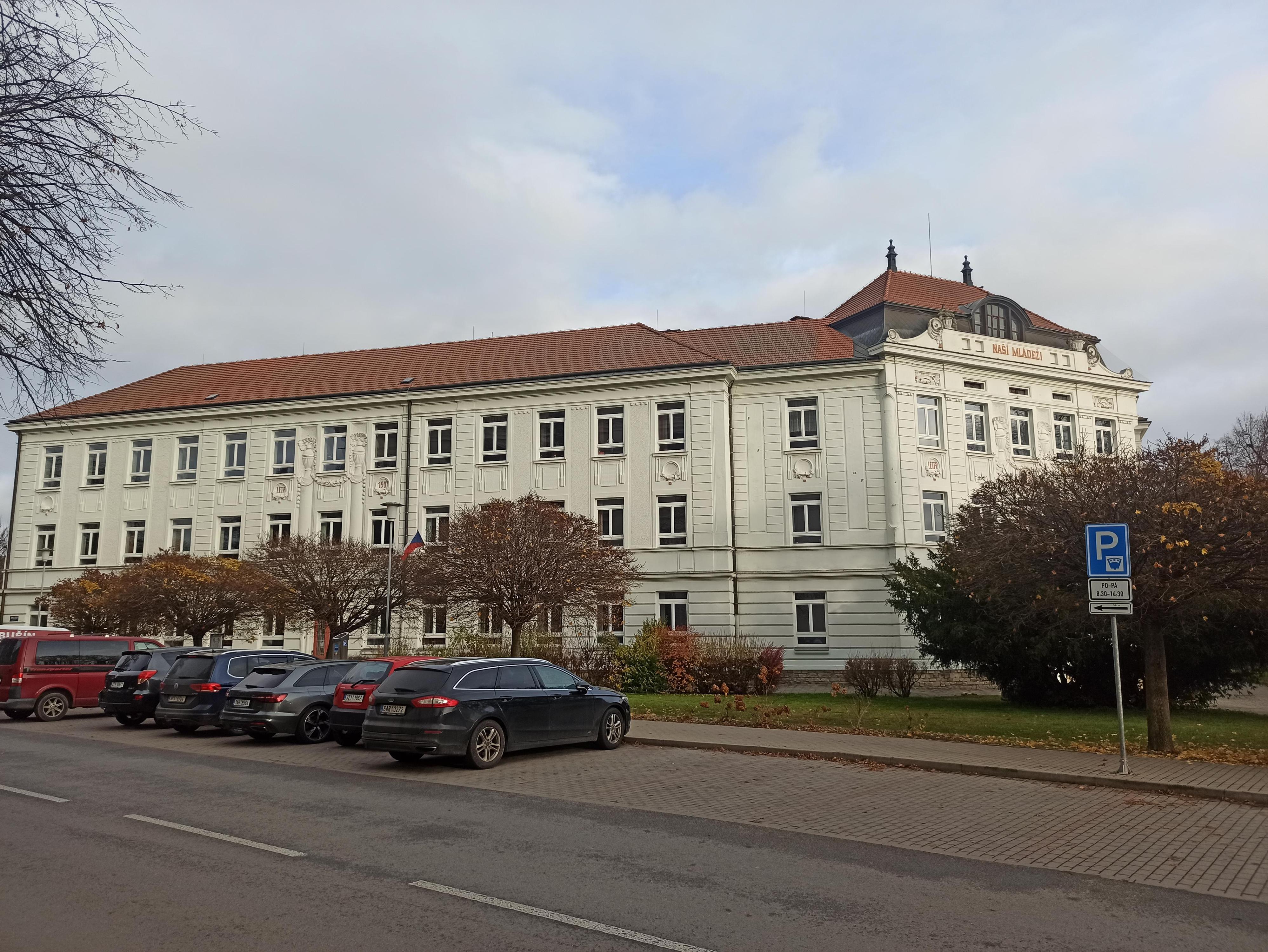 ZŠ Slavkov u Brna, Komenského náměstí foto 4