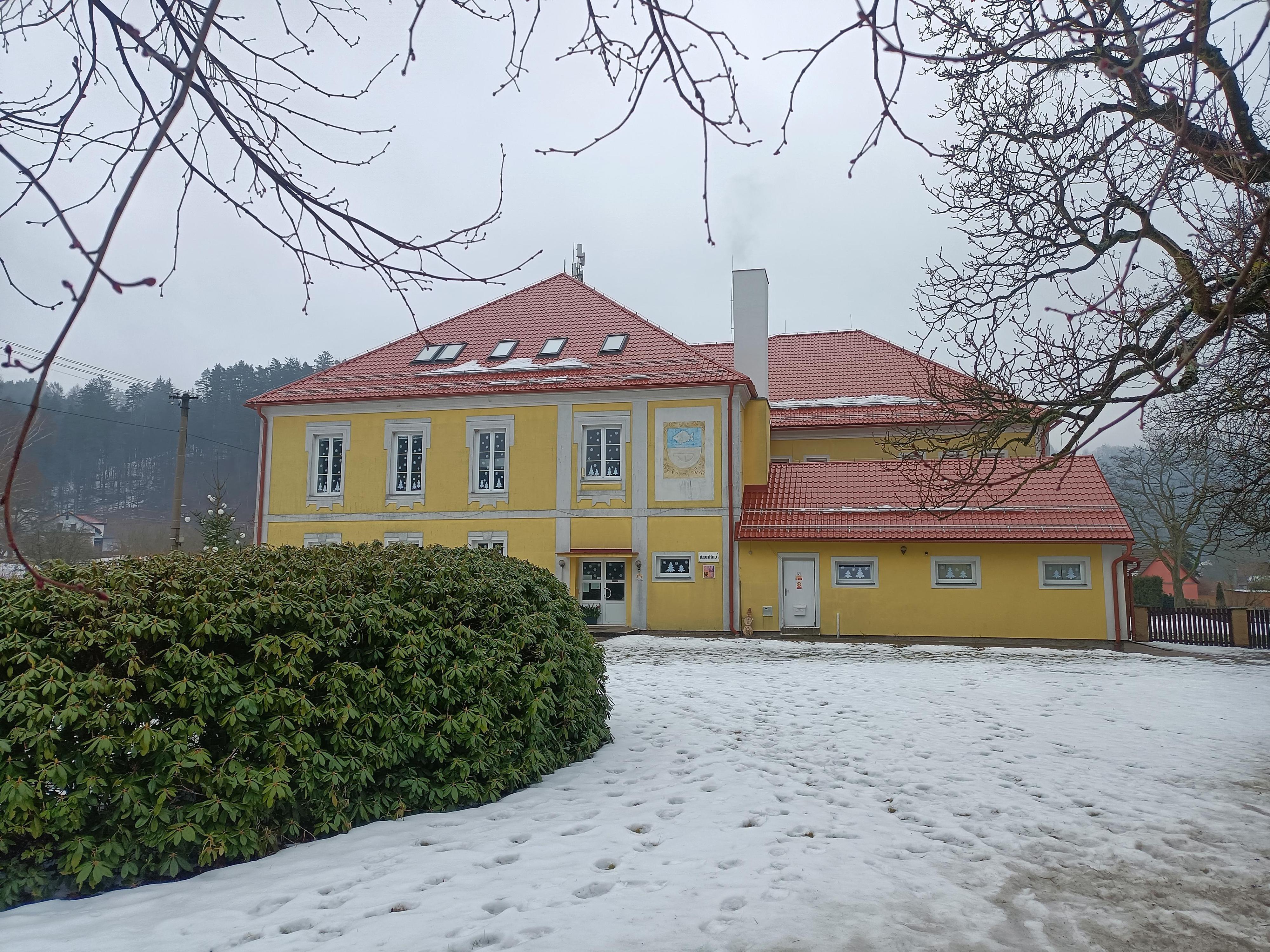 Základní škola a Mateřská škola Vír, okres Žďár nad Sázavou foto 2