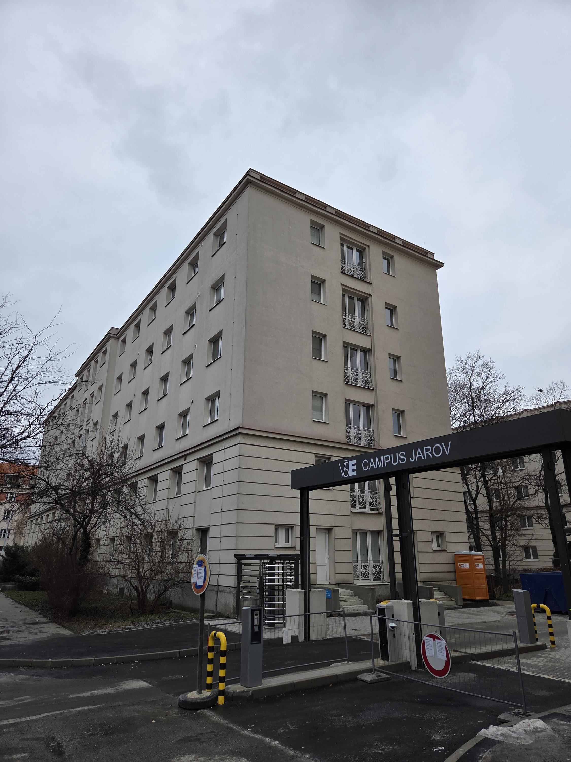 Kolej Jarov II foto 2