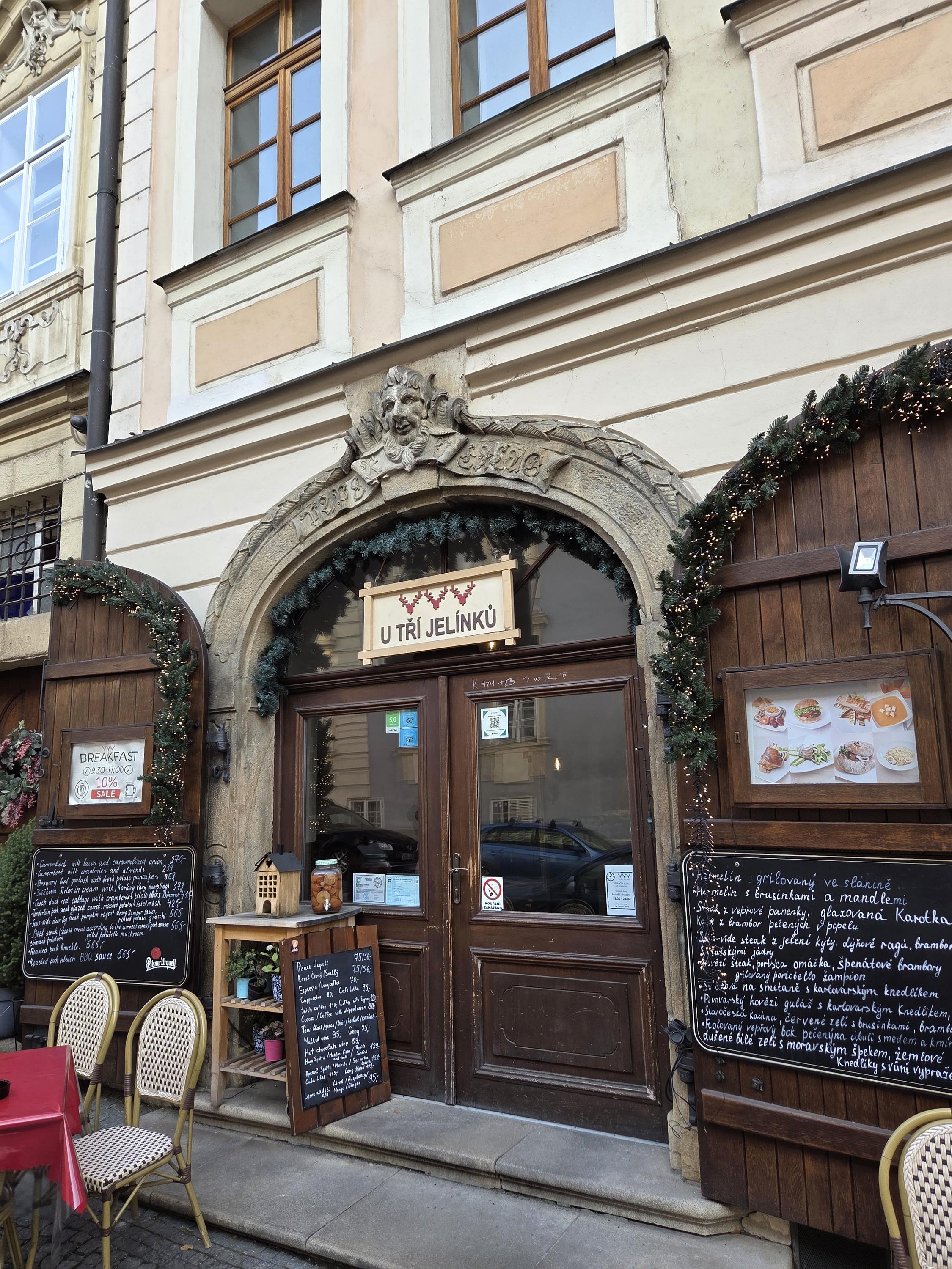 Restaurace U Tří jelínků foto 4