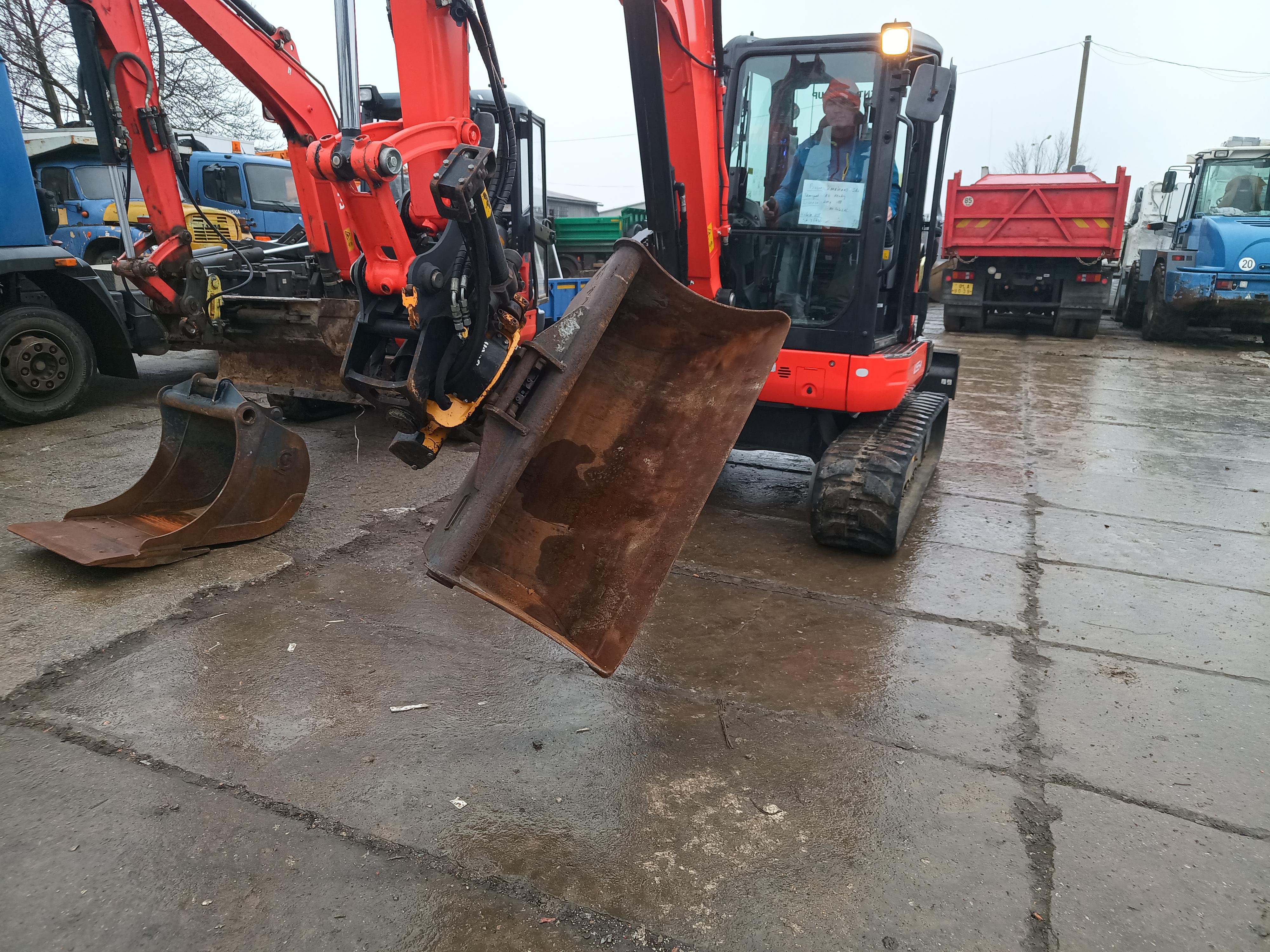 Kontejnerová doprava a zemní práce Luděk Novotný foto 2