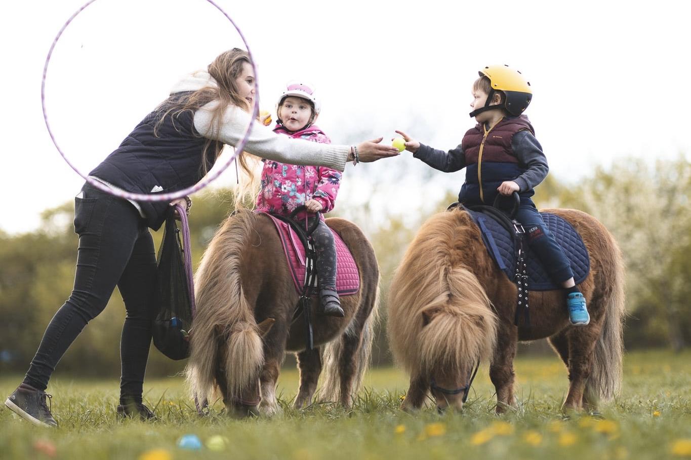 Poníková farma Hostivice
