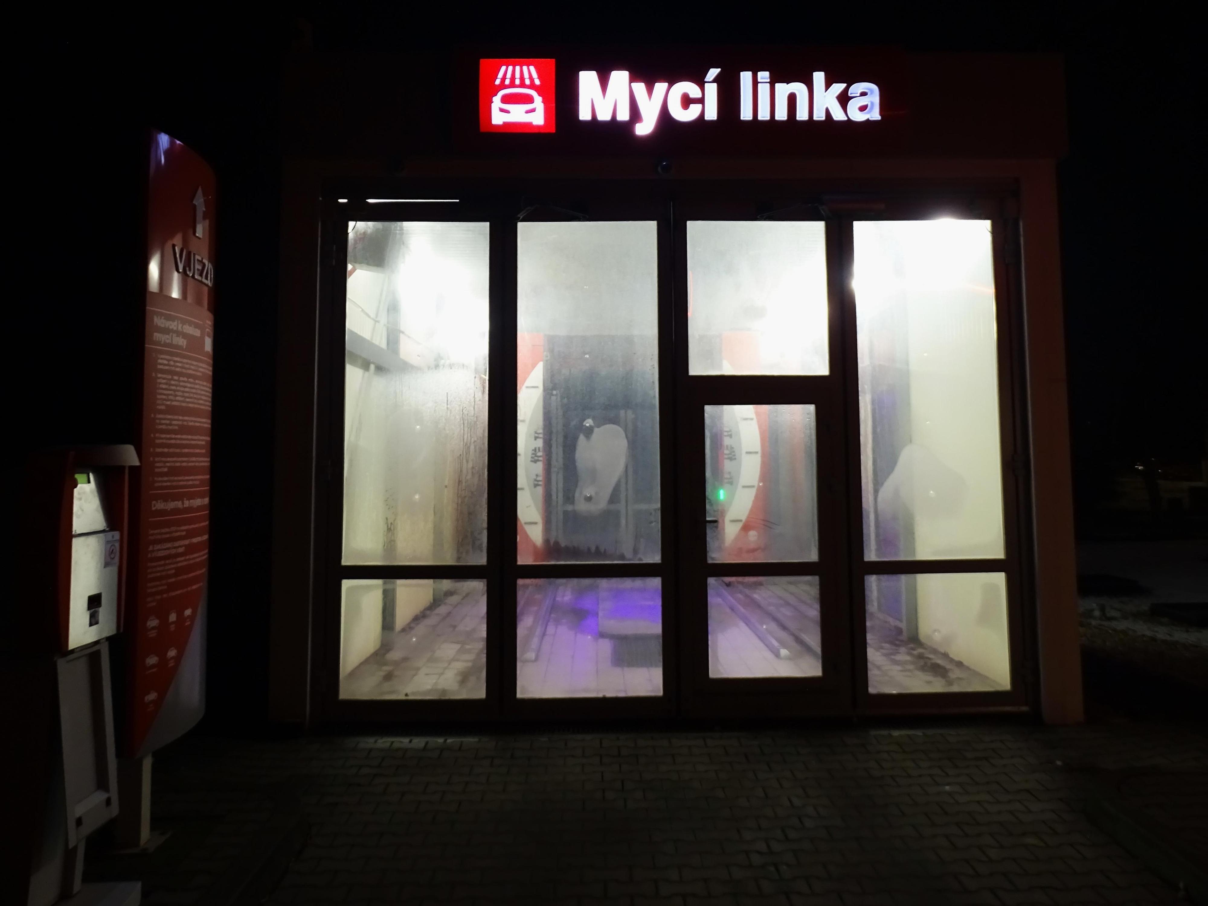 Mycí linka ORLEN foto 2
