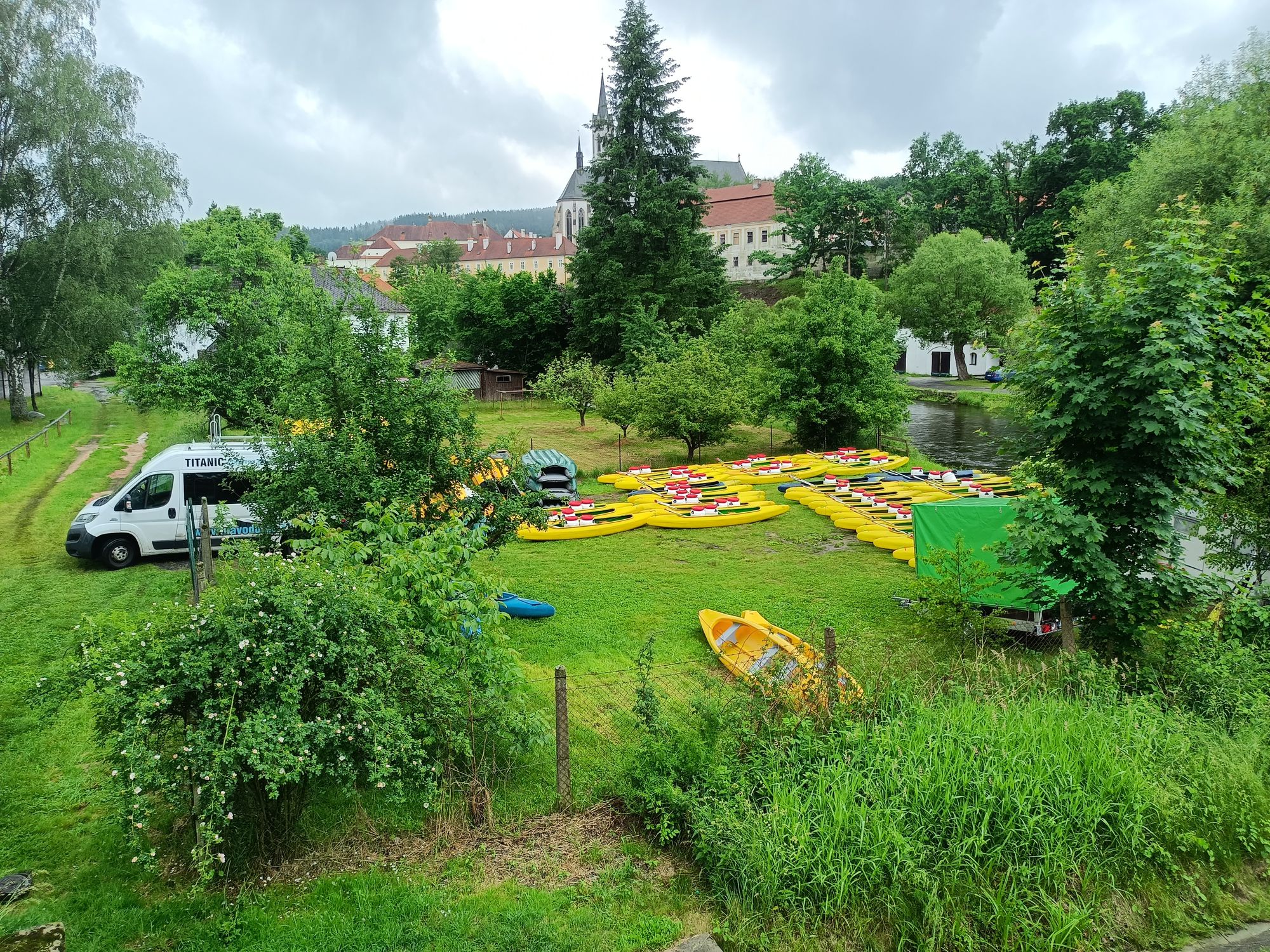 Půjčovna lodí a raftů Titanic foto 4