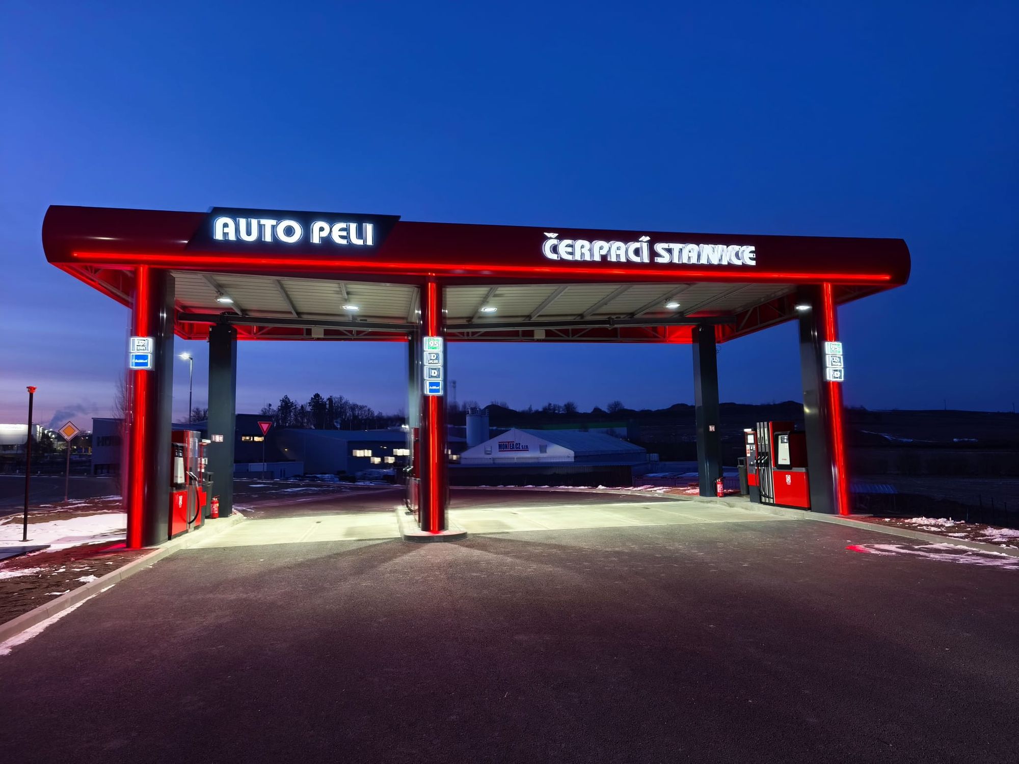 AUTO PELI čerpací stanice foto 2