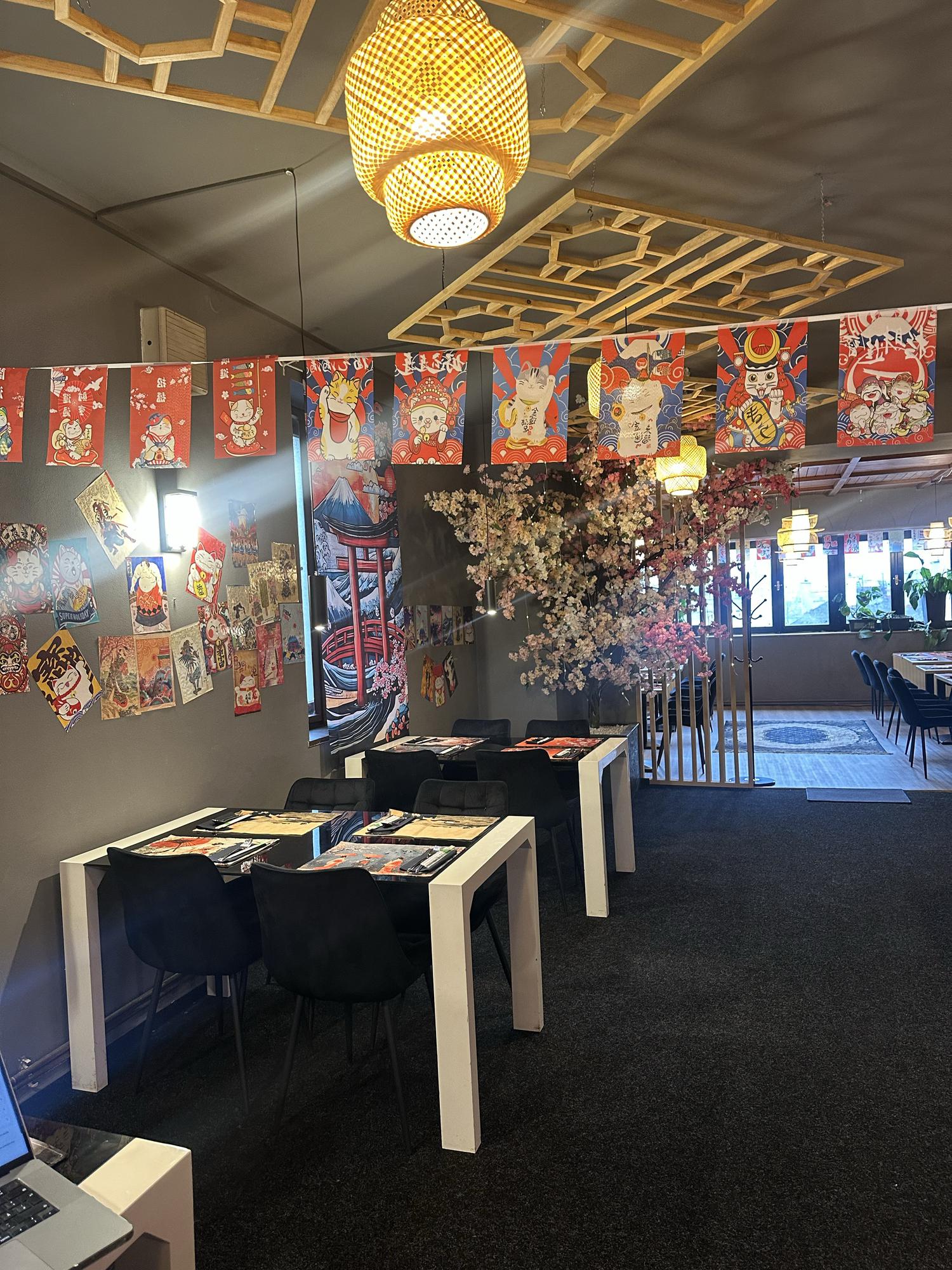 Hanami Restaurant & Sushi foto 3