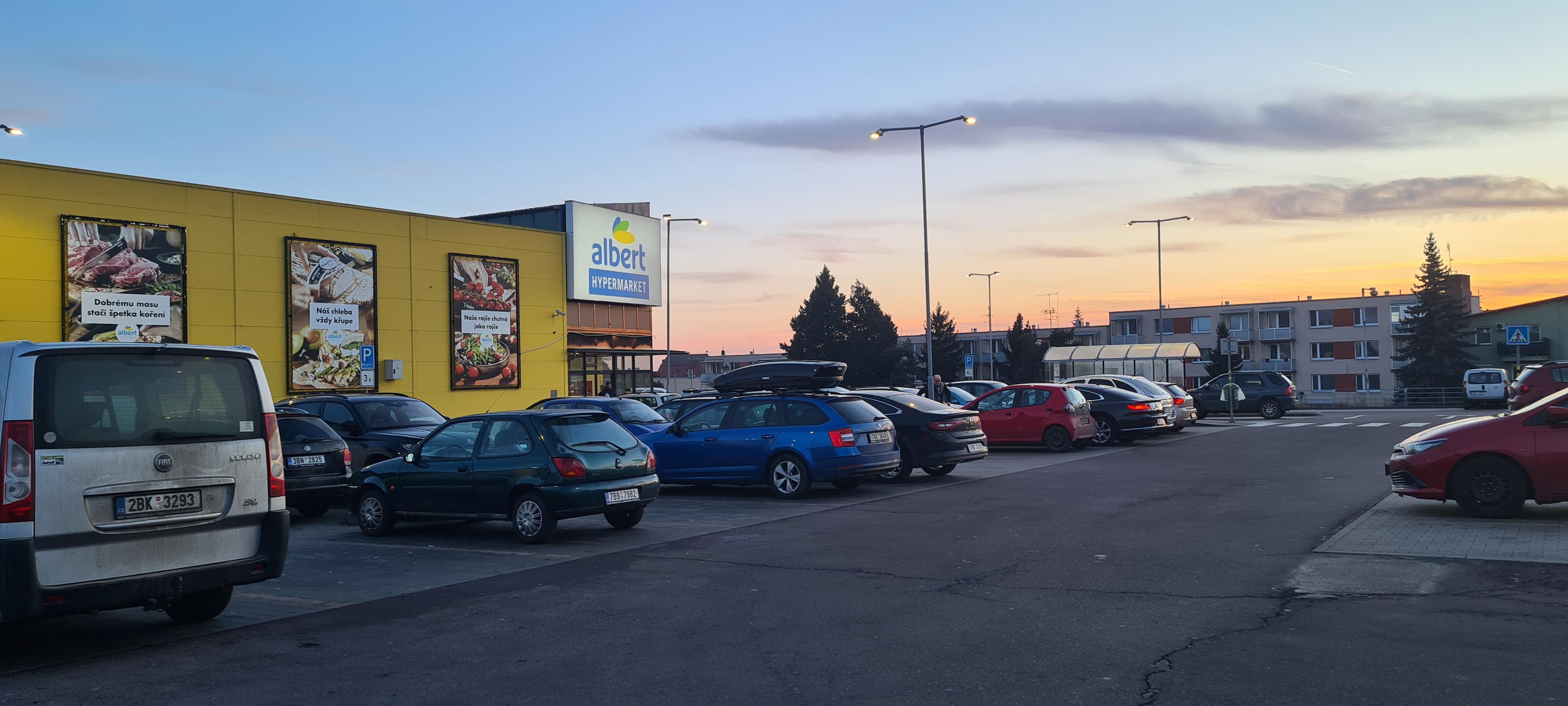 Albert Hypermarket foto 4
