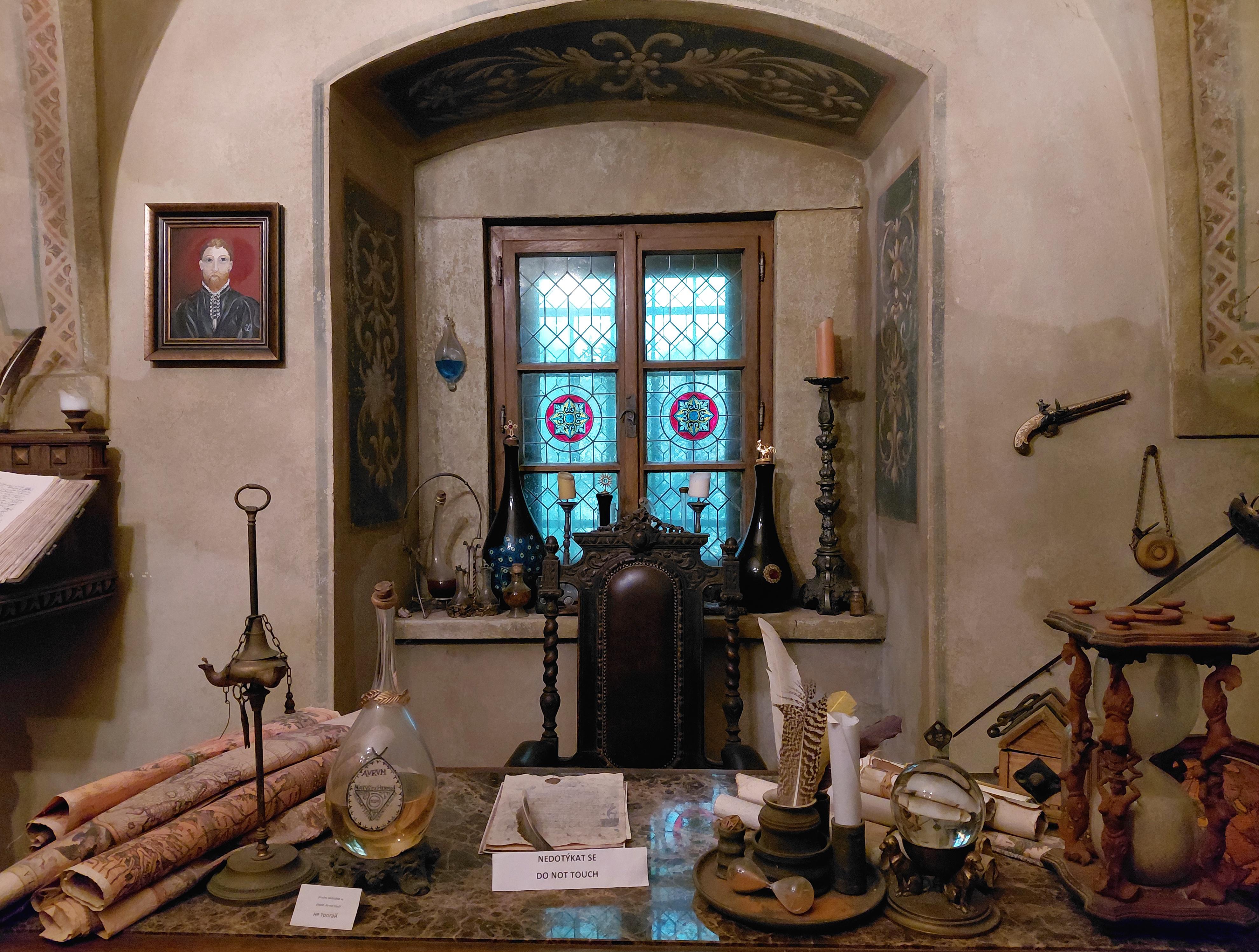 Speculum Alchemiae Prague foto 6